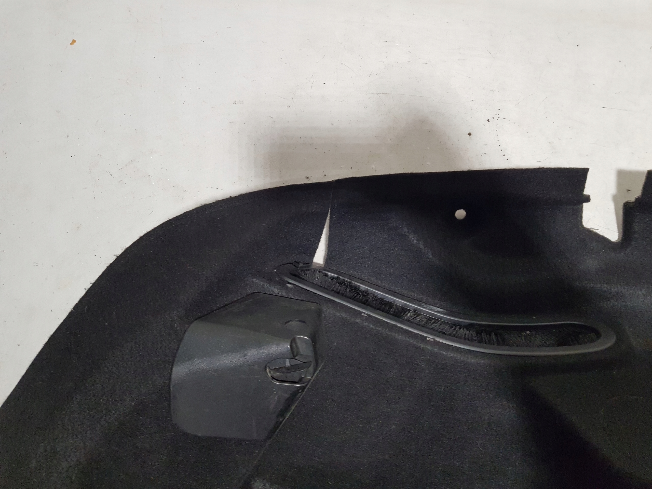 MERCEDES SLK W172 R172 boot upholstery left
