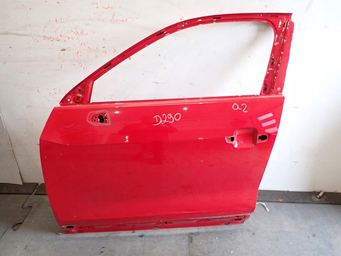 door front front left AUDI Q2 2016
