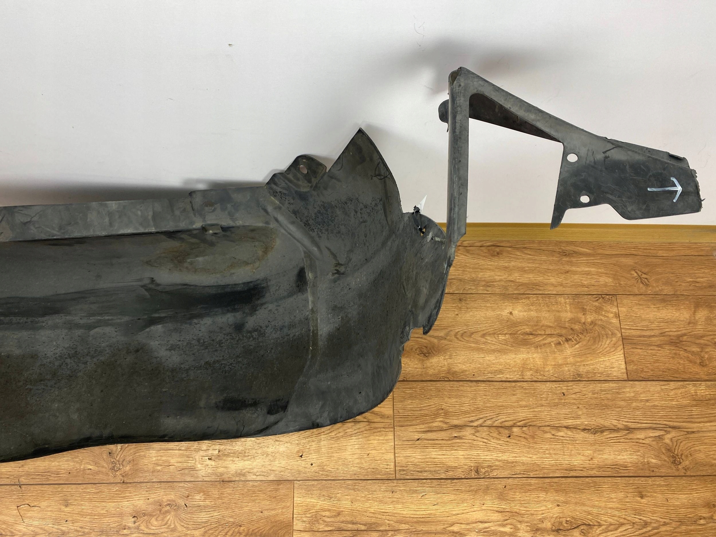 mudguard rear. left Chevrolet Corvette C6 2005+