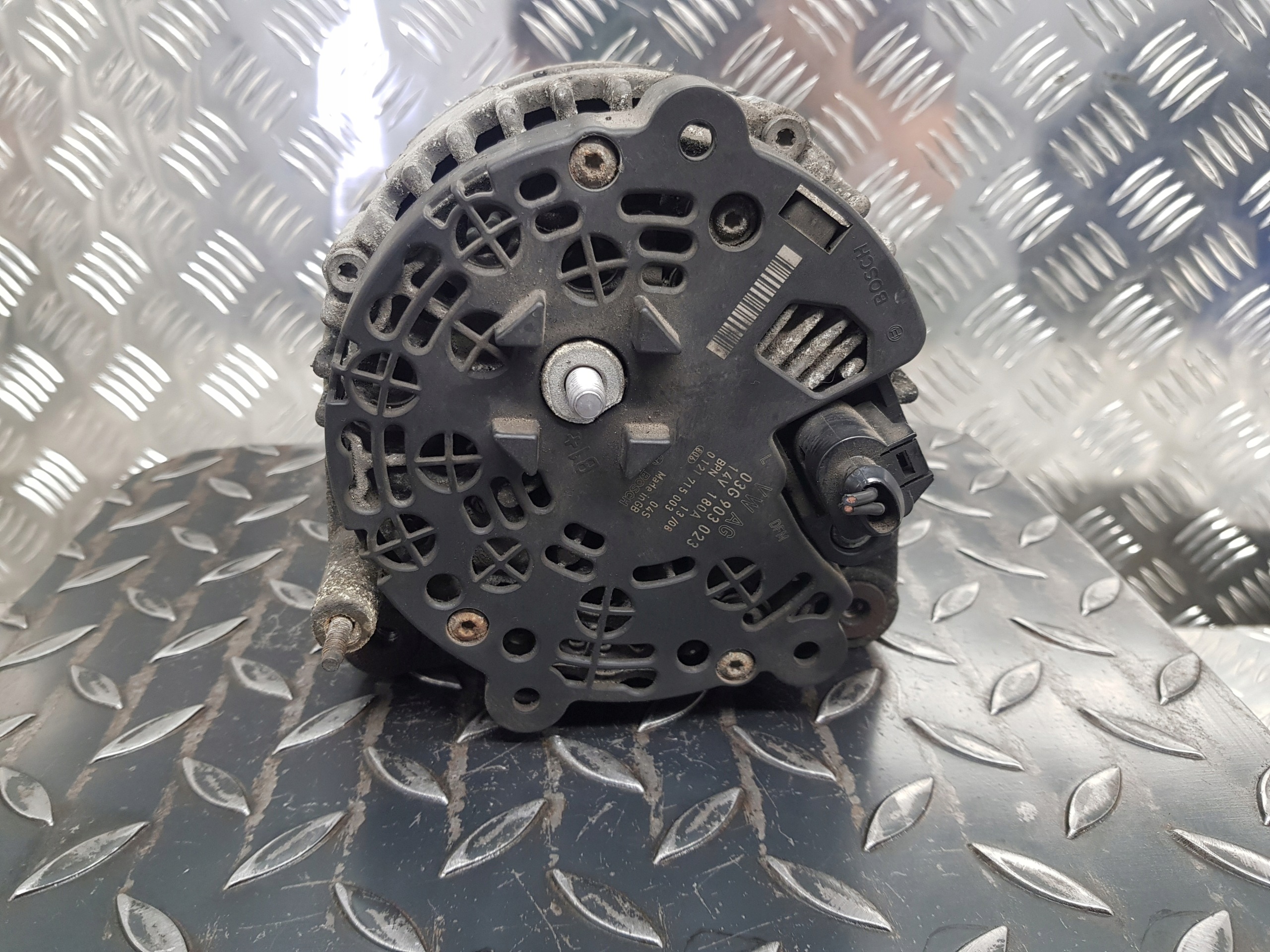 ALTERNATOR VOLKSWAGEN PASSAT B6 03G903023