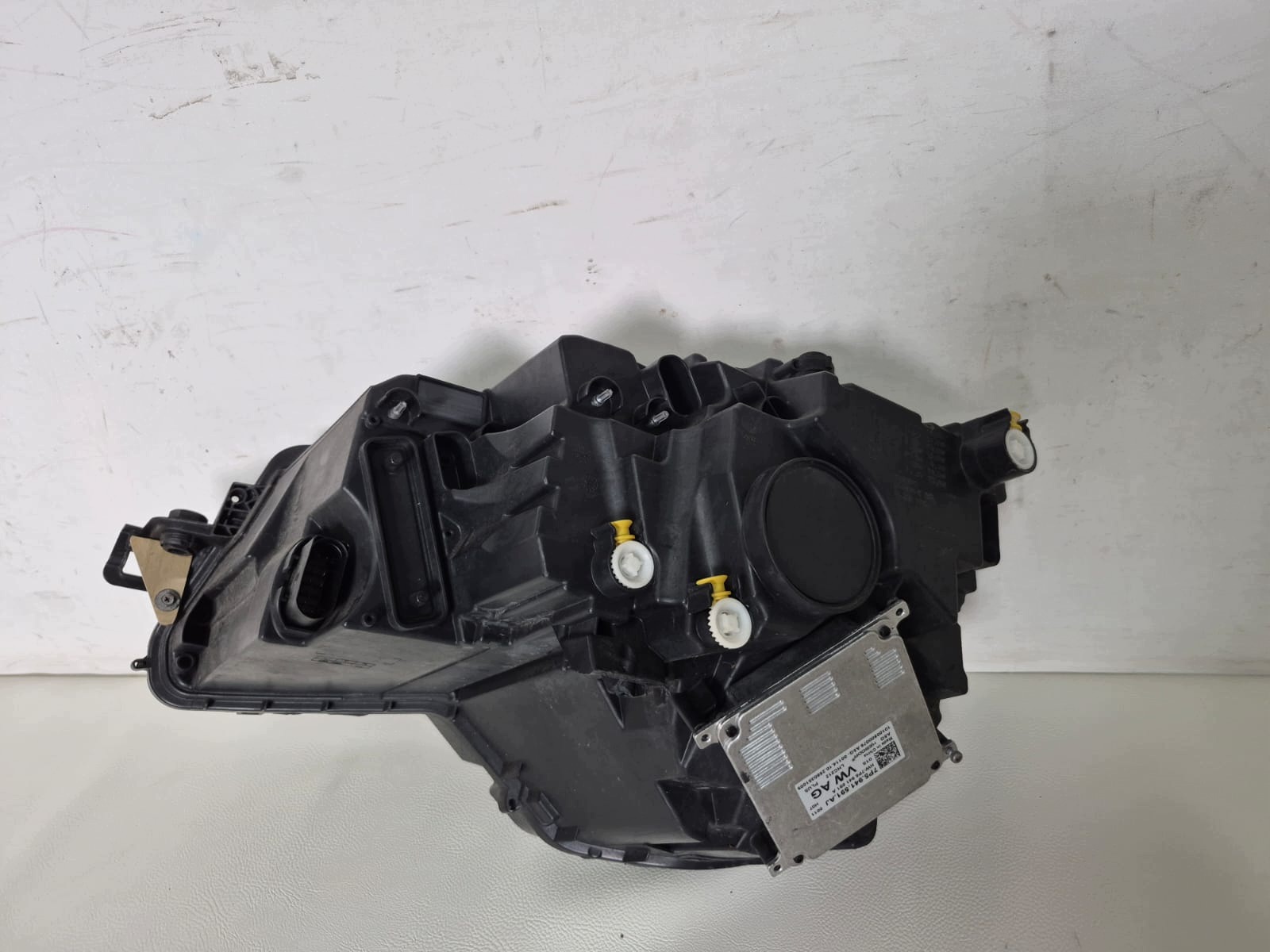 SKODA KAROQ 57B 17- light right front front FULL LED 57B941016B