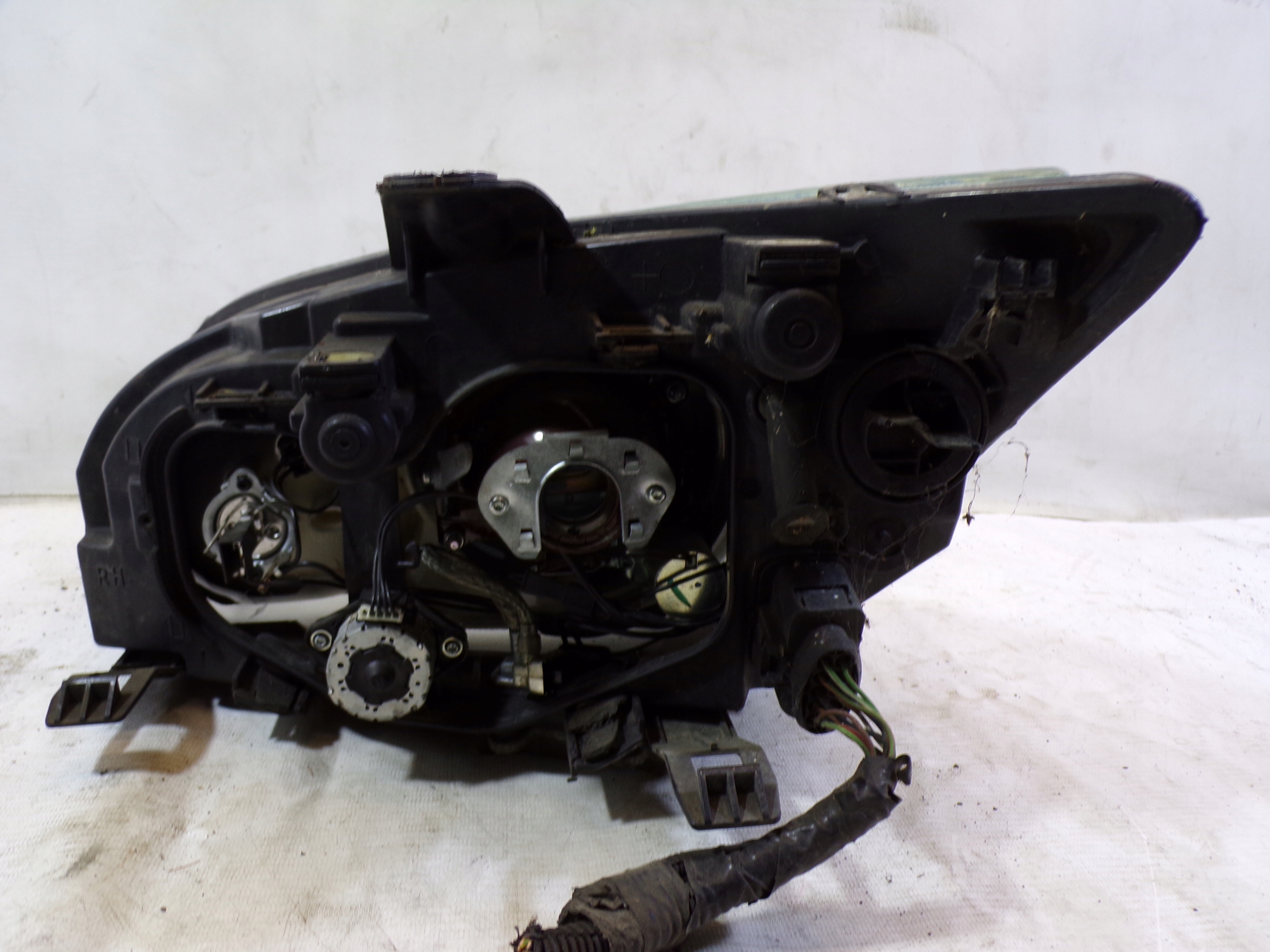 light front front right FORD FOCUS 2 II XENON