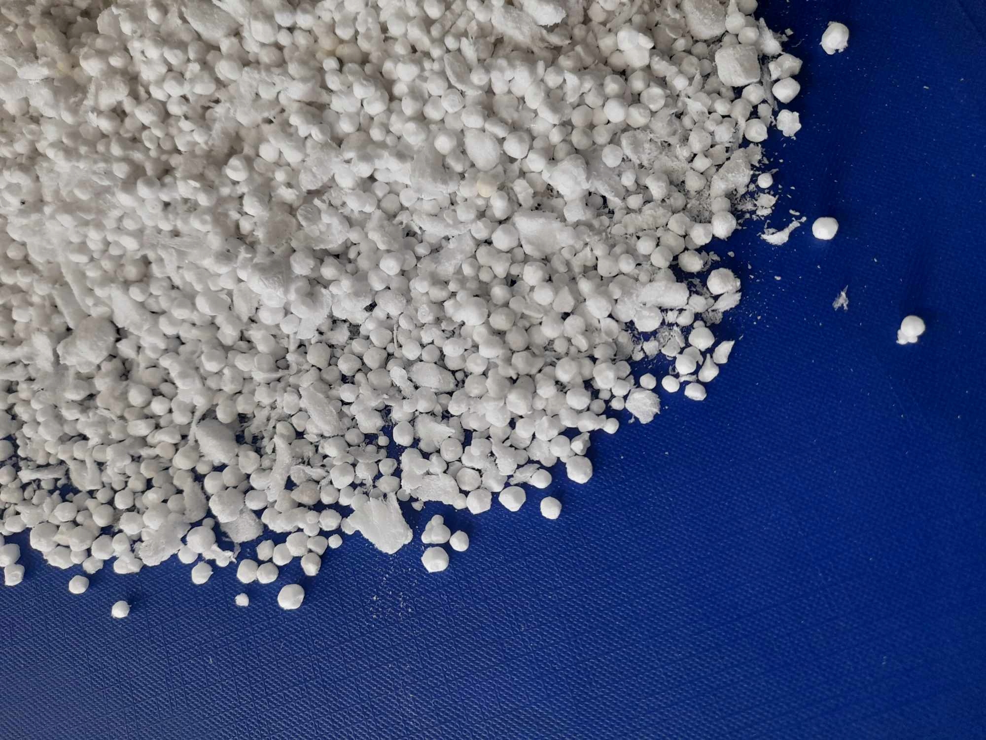 Regranulat Styropian i Styrodur 200L Wypełnienie puf sof