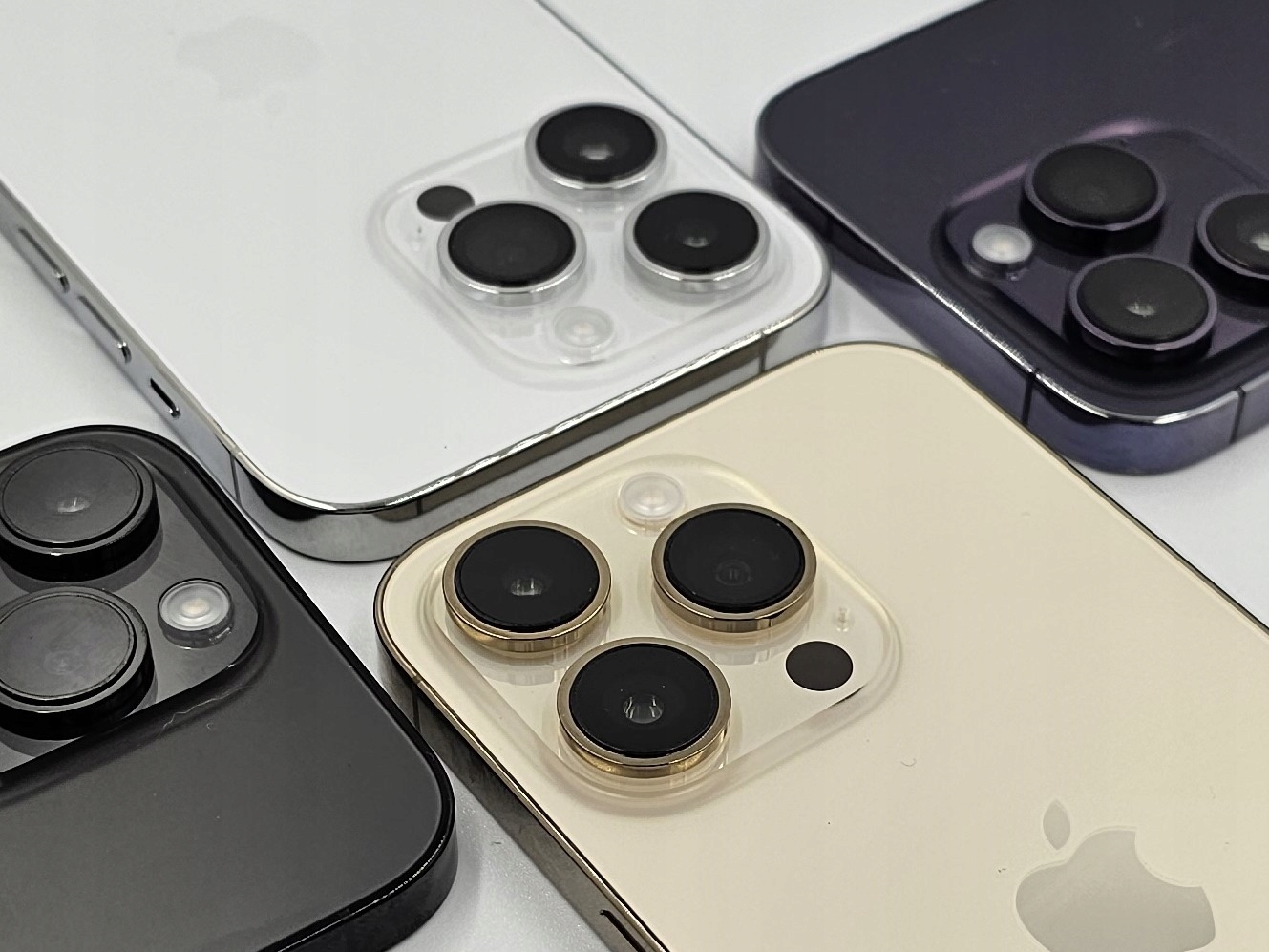 SMARTFON APPLE IPHONE 14 PRO 256GB RÓŻNE KOLORY | JAK NOWY | Funkcje always on display szybkie ładowanie