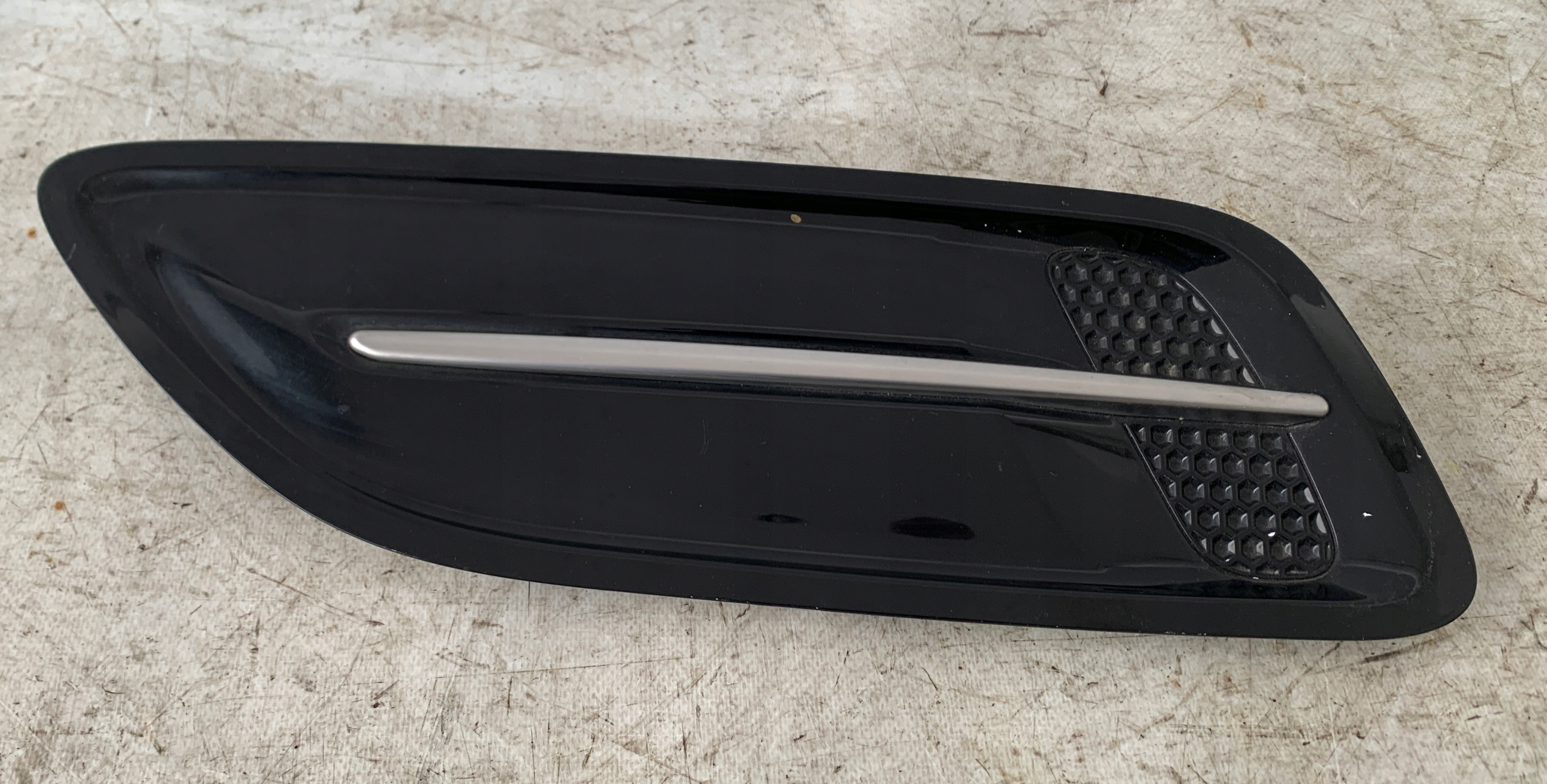 grid grille bonnets right KIA STINGER