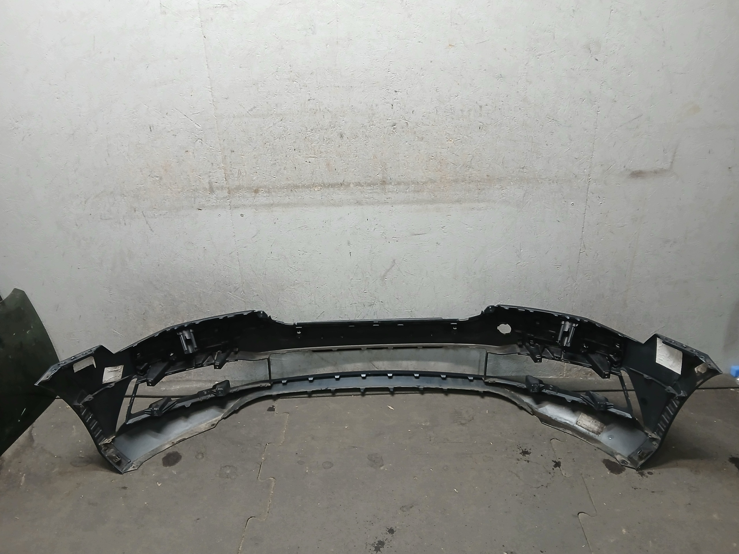 bumper front SKODA SUPERB III 3 LIFT 3V