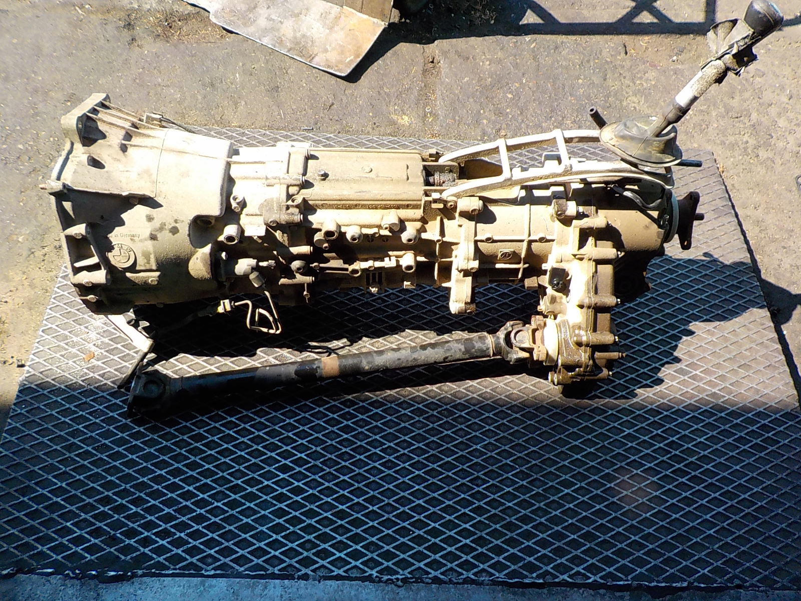 BMW X3 (E83) 2.0 D gearbox, 1069401051