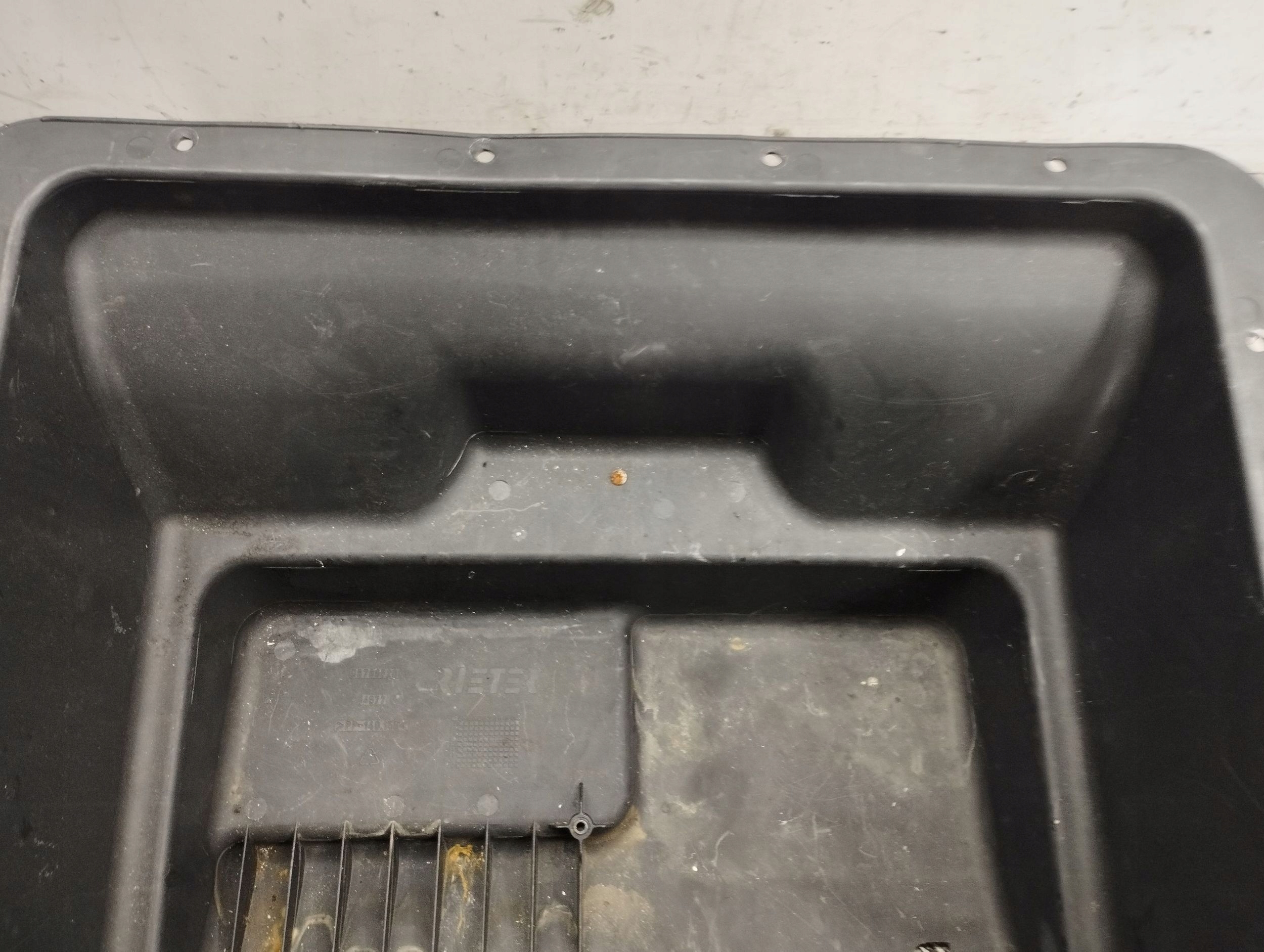 MASERATI QUATTROPORTE 2004 бардачок багажника