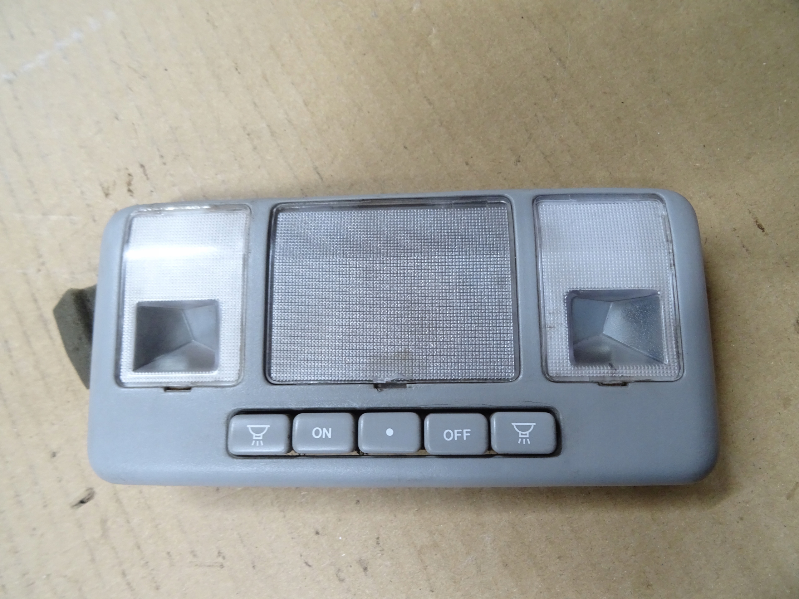 GALLOPER лампочка Освещение Кузова 98-03r