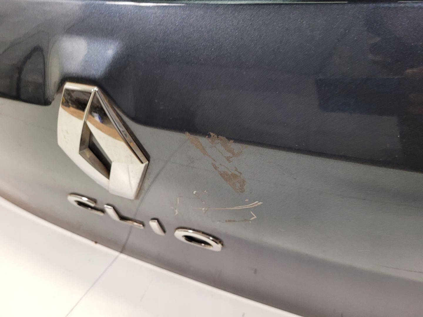 rear trunk door boot Renault Clio 4 facelift 2019