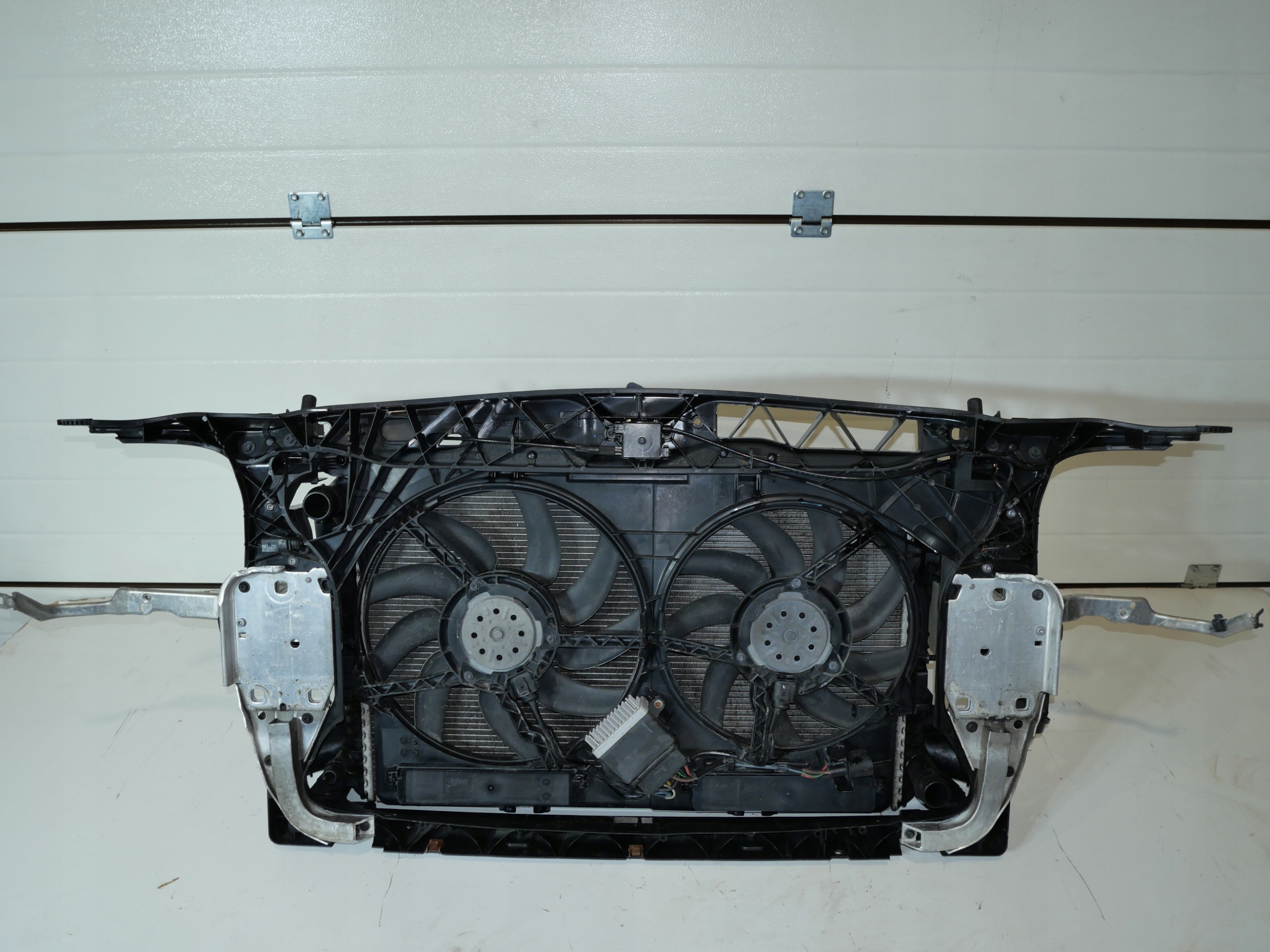 AUDI A6 C7 support panel for radiators pillar radiator