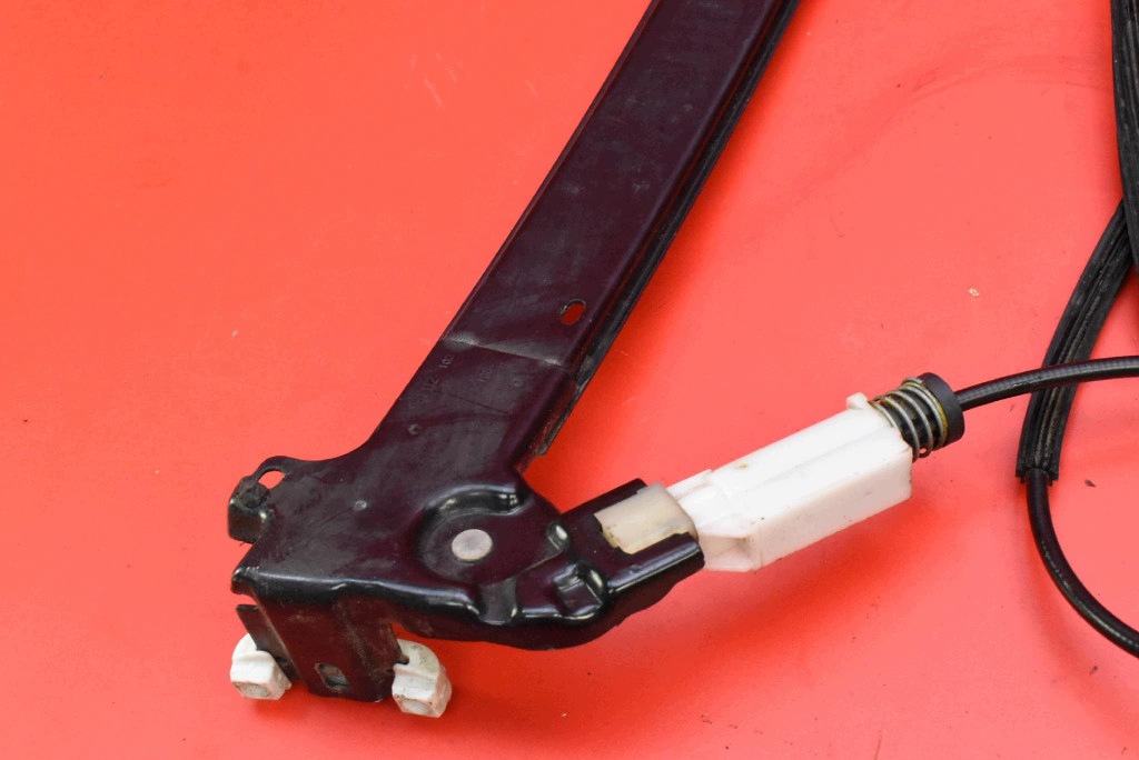 window regulator right front EU 1137328233 PEUGEOT 407 COUPE 04-10