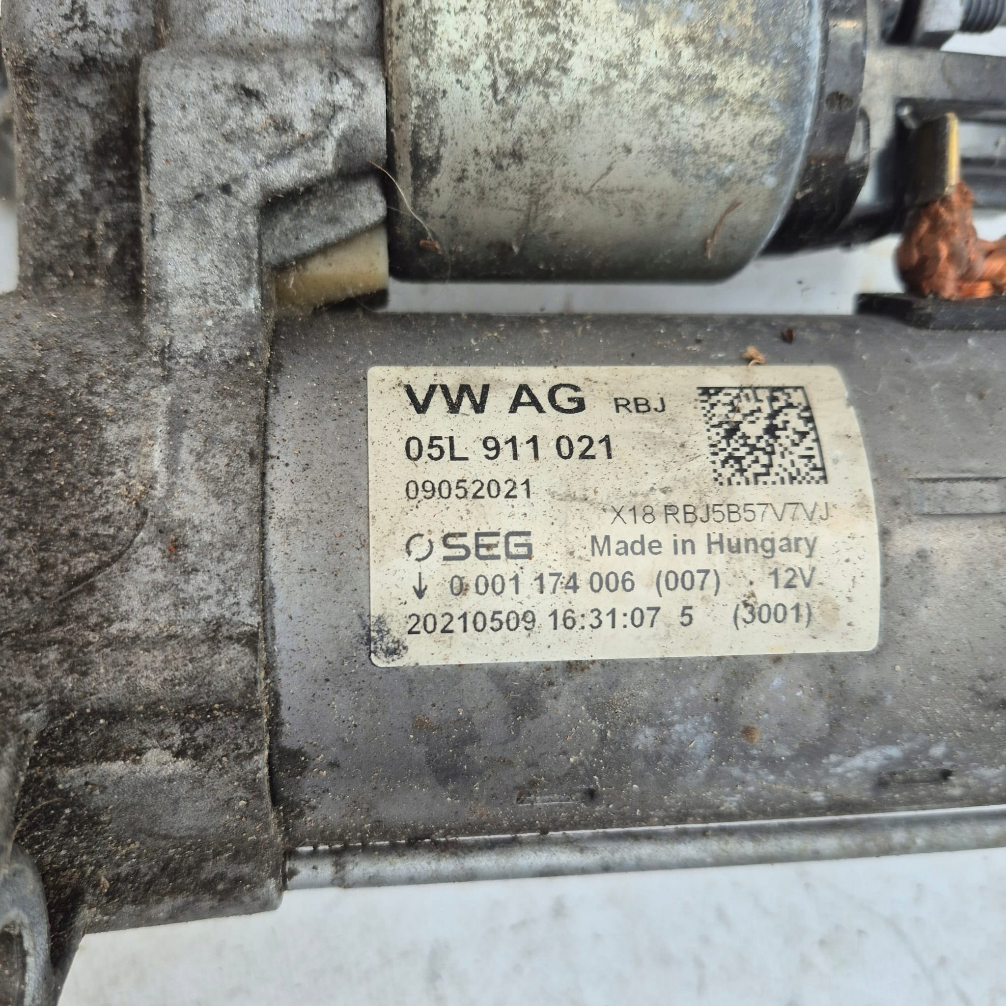 AUDI A4 B9 startér 05L911021