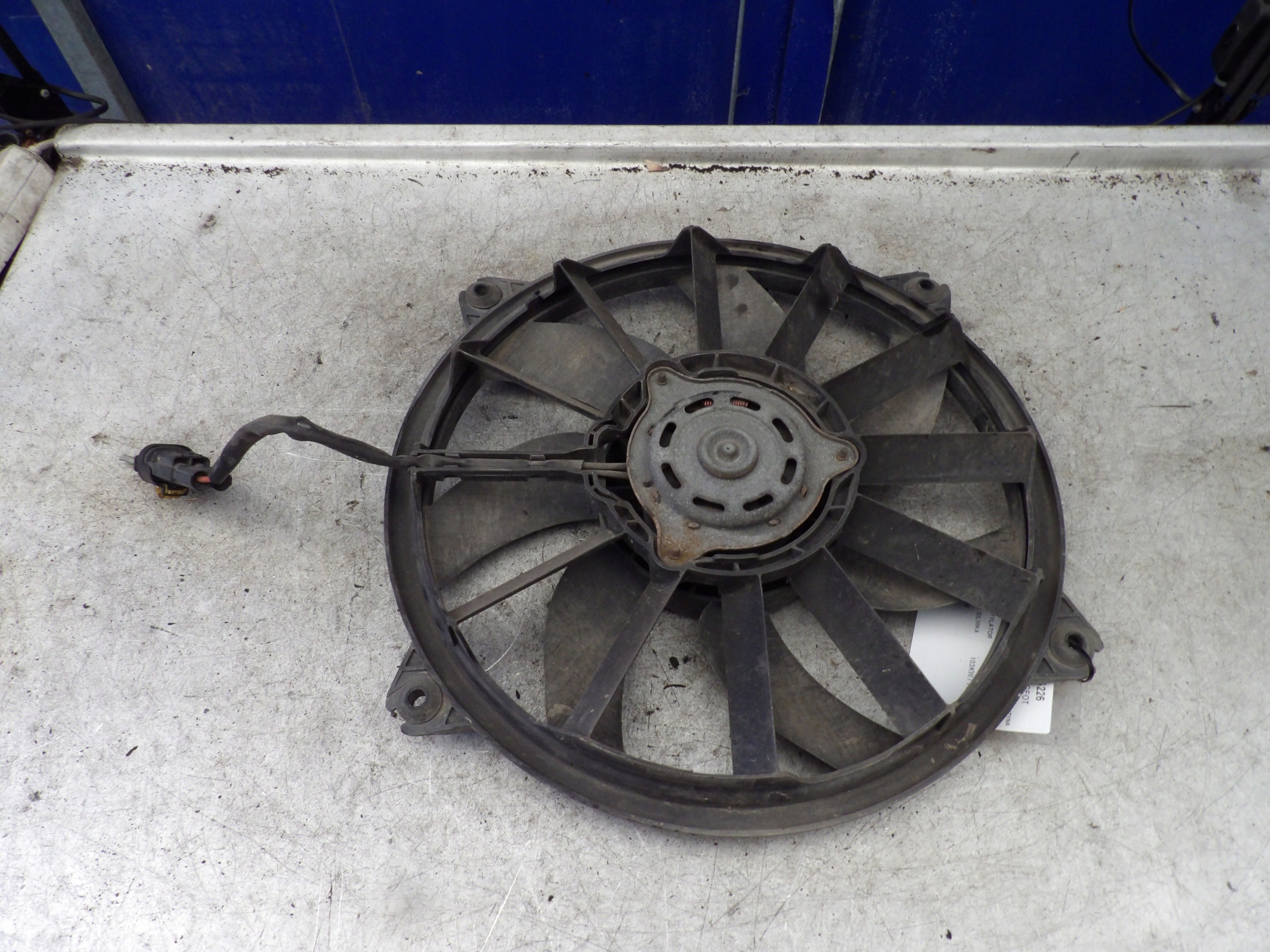 Peugeot 307 2,0 radiator fan