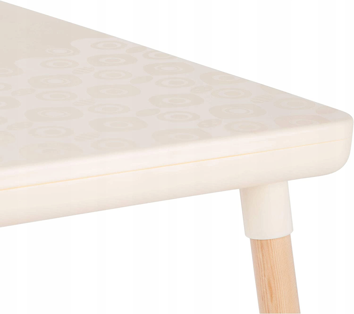 B.Toys Stół i krzesła w kolorze kości słoniowej Szerokość stołu 49 cm