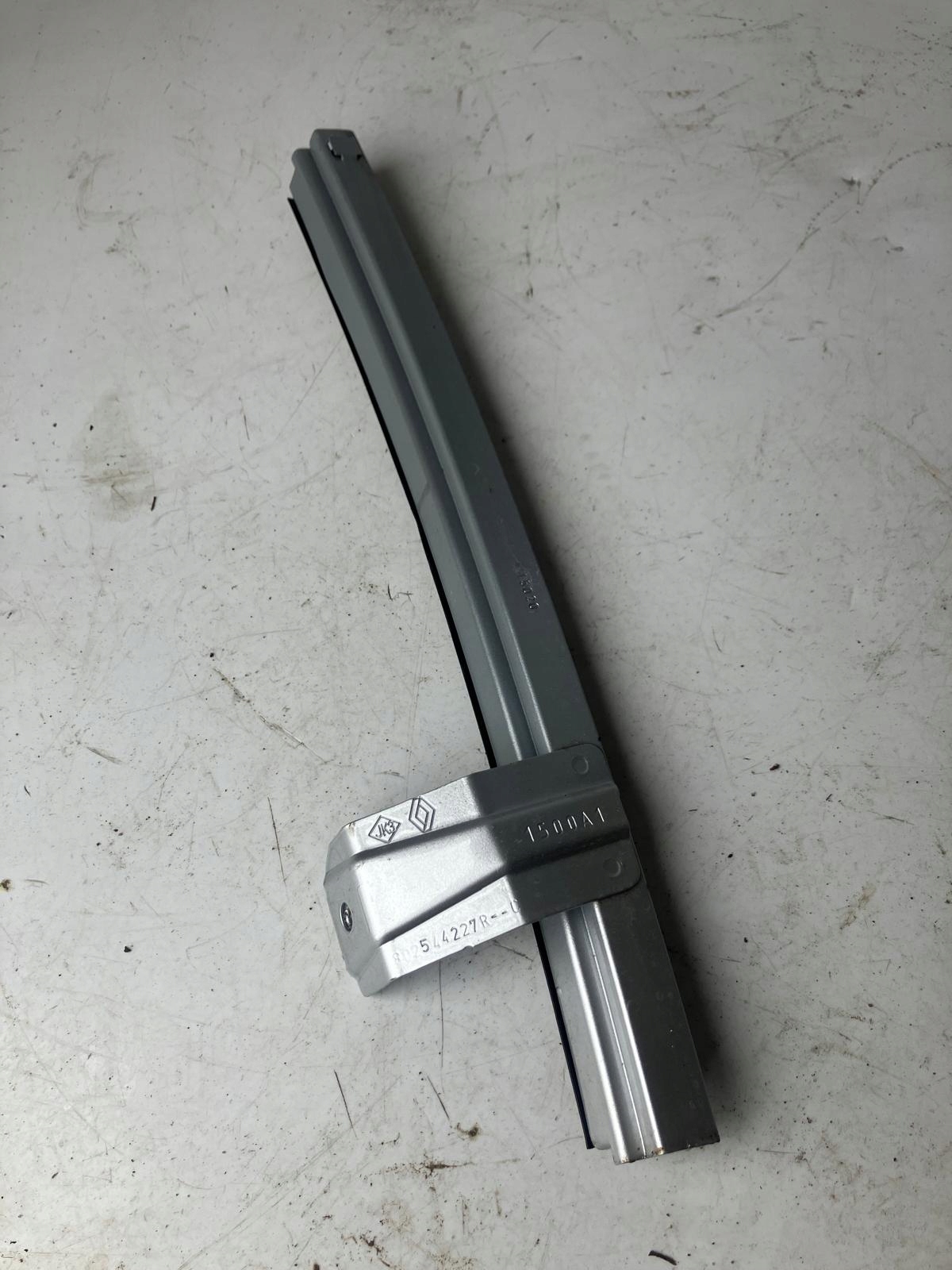 PROWADNICA windows right front RENAULT CLIO V 802544227R