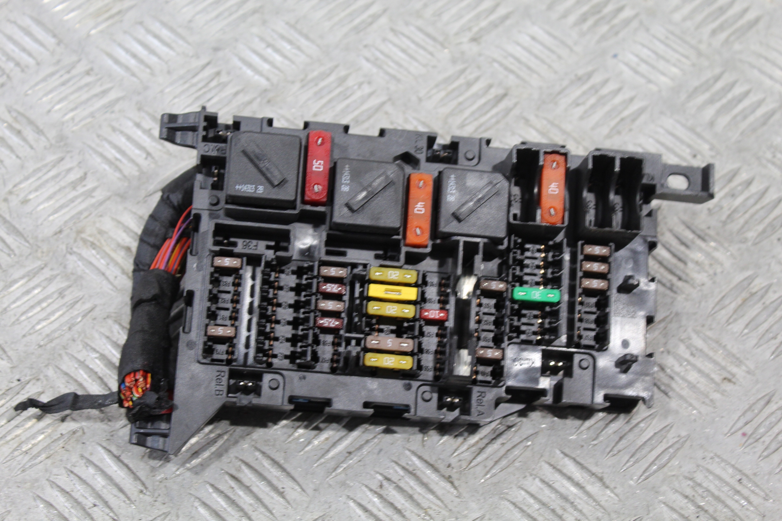 Module fusibles MINI COOPER F56 9270354