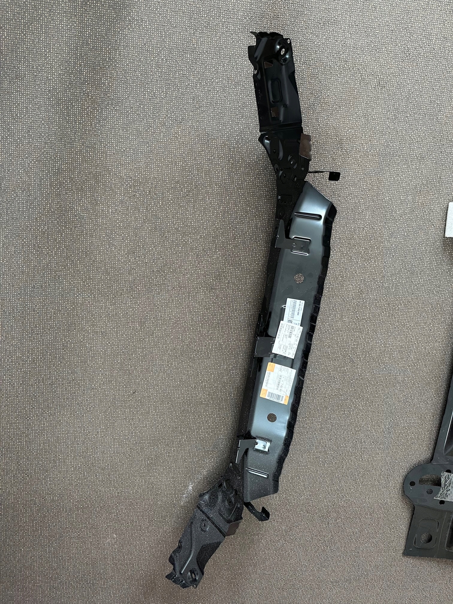 PAS TYLNY MINI CLUBMAN F54 NIEUŻYWANY