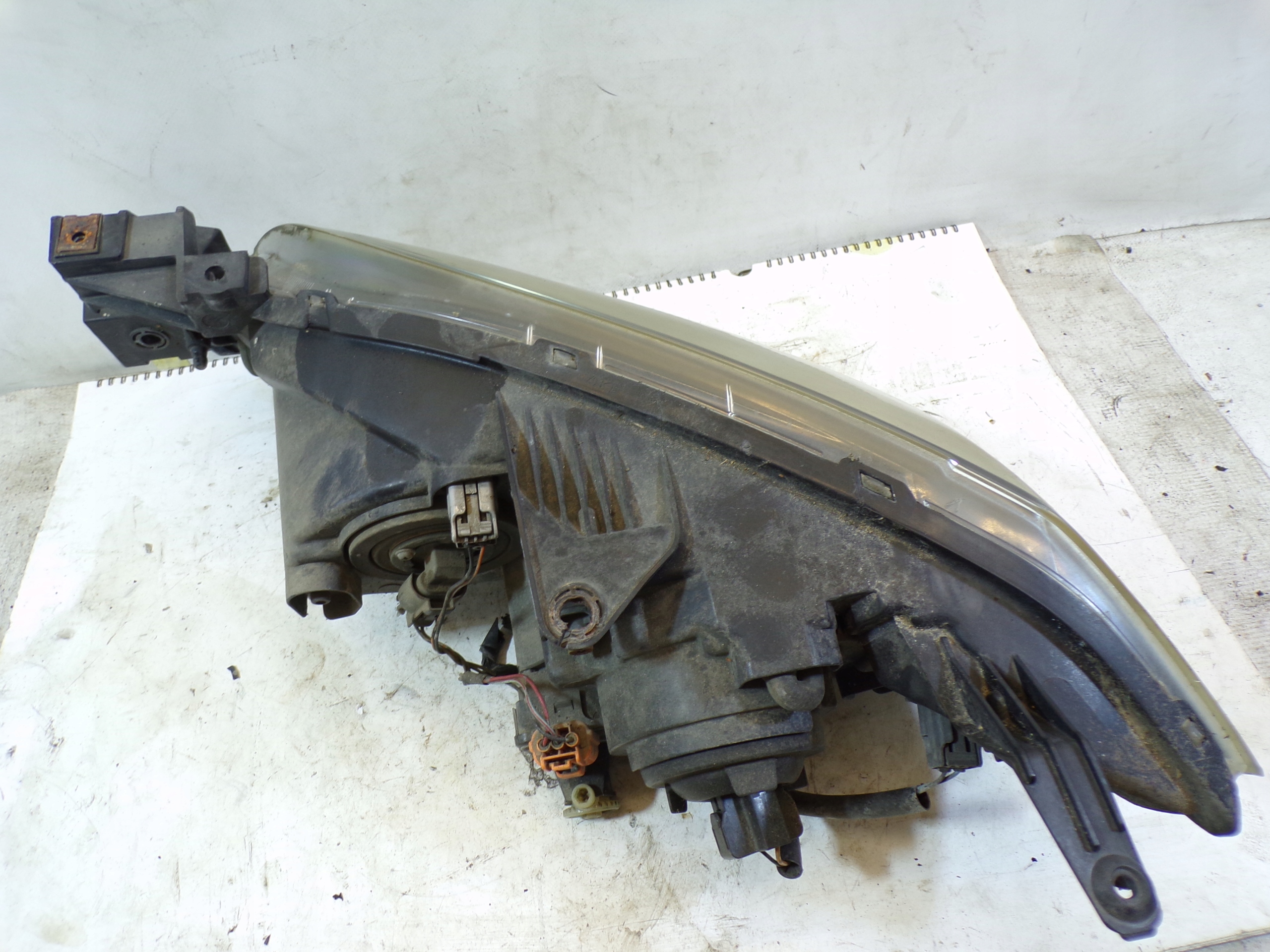 light front front right MAZDA 3 BK HB (4)