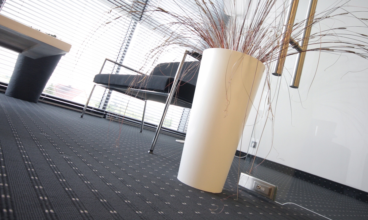 DONICA WYSOKA Z WKŁADEM 57 CM MATOWA DTUS300 Szerokość produktu 30 cm