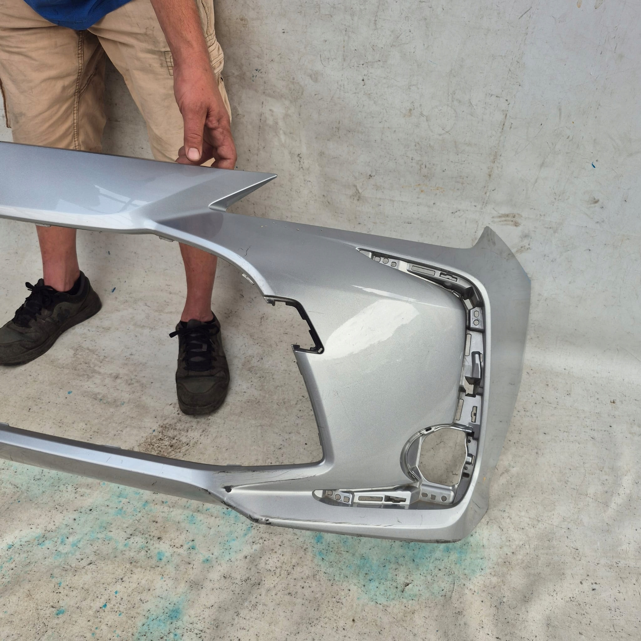 TOYOTA COROLLA XII E21 sedan 18- bumper front front without DZIUR