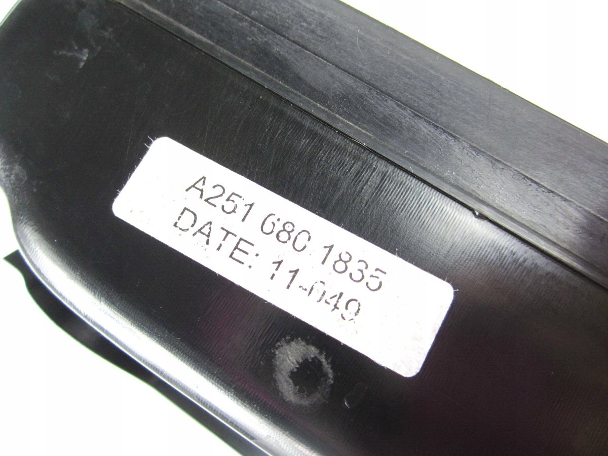 cap threshold front front right Mercedes W251 R- klasa LIFT