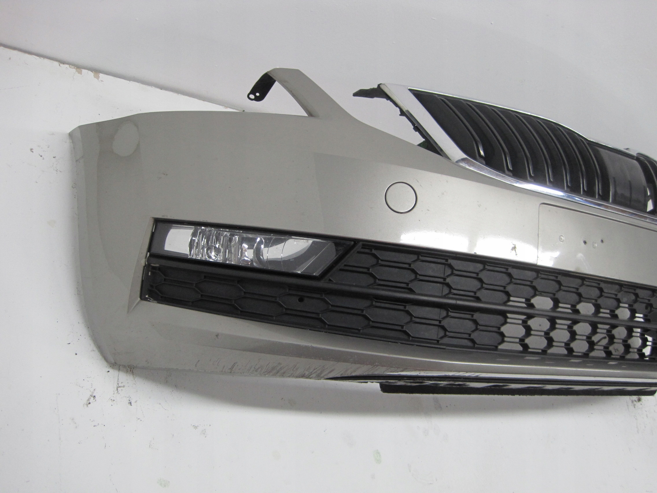 front bumper SKODA OCTAVIA 3 III 5E0 LIFT