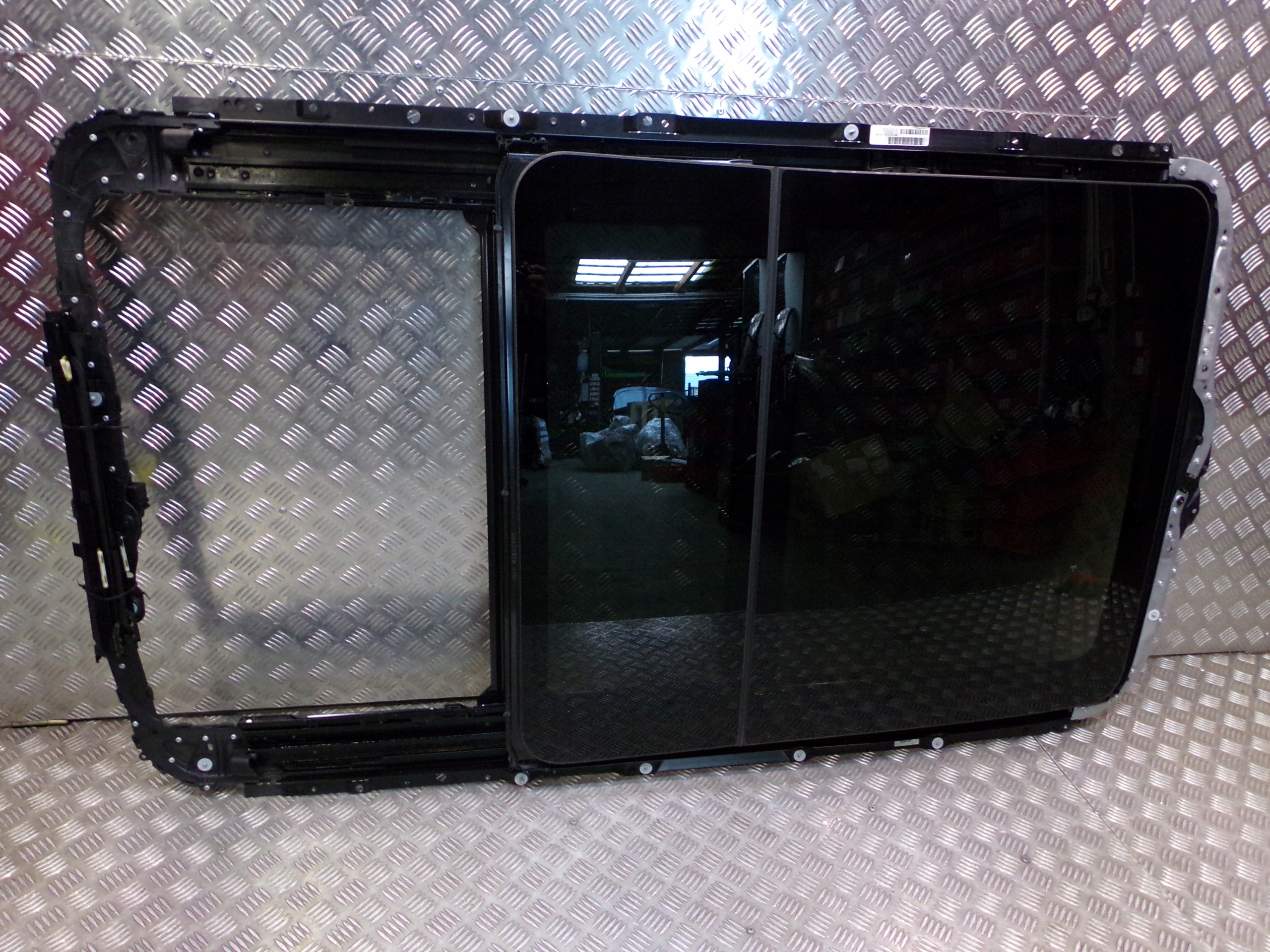 8059025 - BMW X5 F15 X5M F85 панорамный люк на крыше