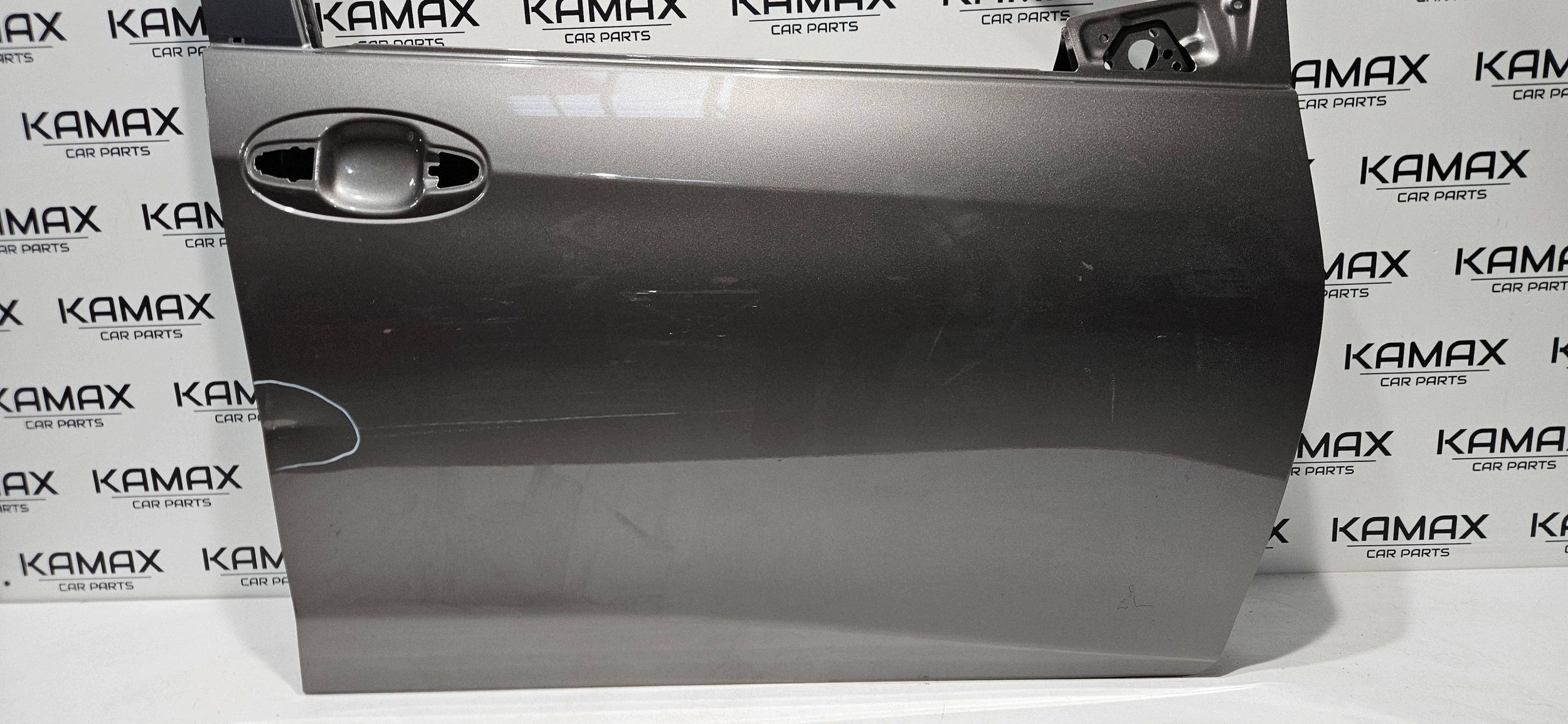 door right front TOYOTA YARIS III without mouldings original