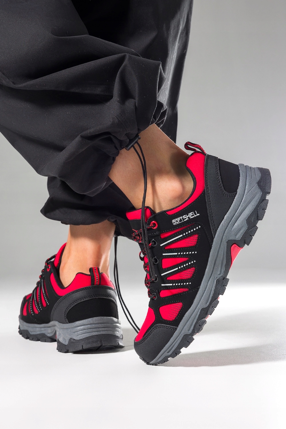 TREKKINGOWE BUTY SPORTOWE SOFTSHELL CZERWONE SZNUROWANE KOMFORTOWE r 37 Marka Casu