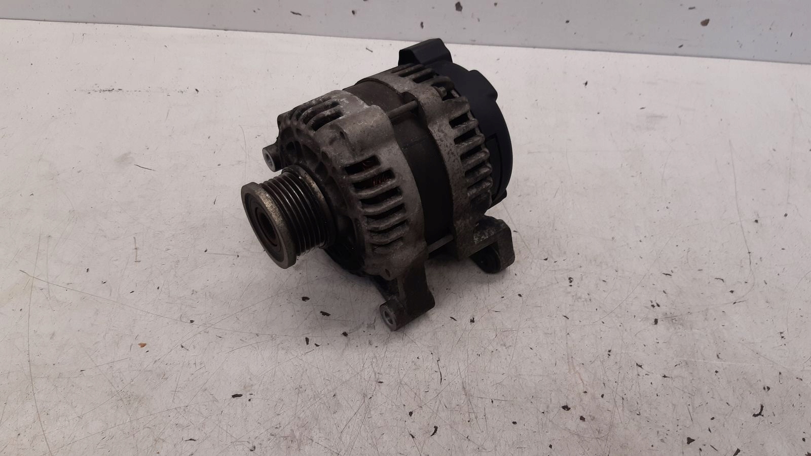 Alternator Opel Astra J kombi 1,4T