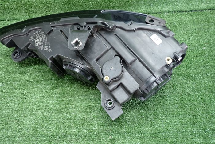 AUDI A3 8V BI XENON LED LIFT 16- reflektor right light right 8V0941006E