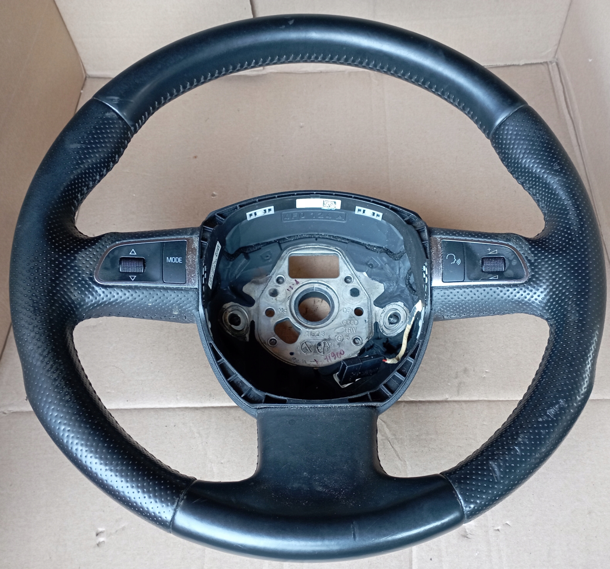 AUDI A6 C6 KIEROWNICA MULTI ŁOPATKI 4E0419091DB