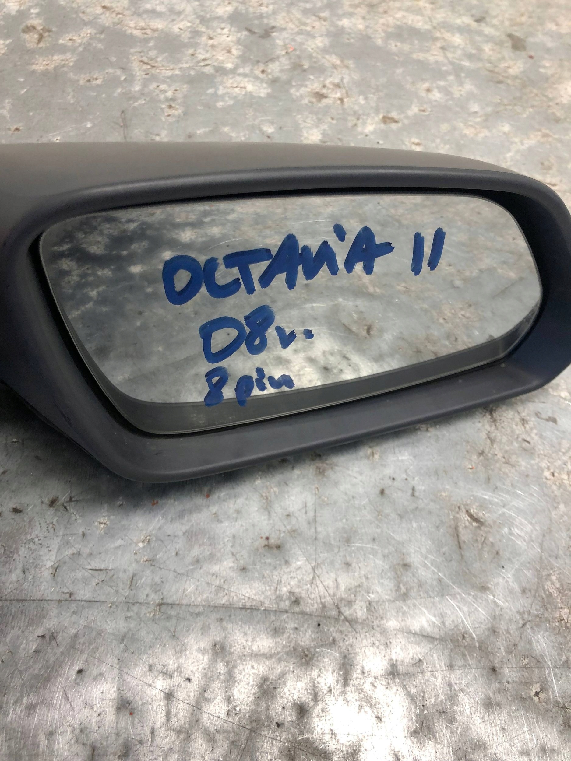 mirror right 8 PIN SKODA OCTAVIA II