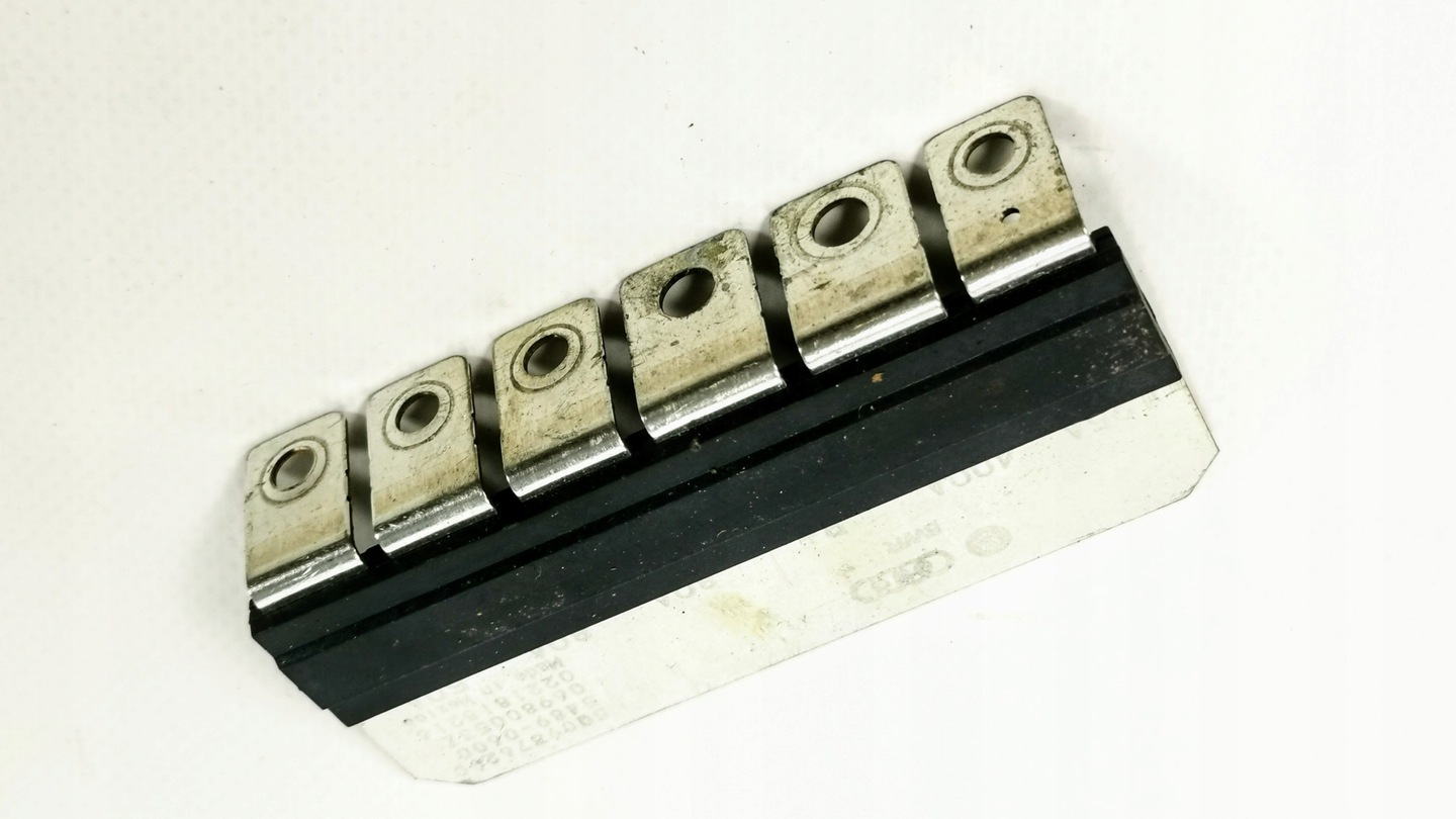 BEZPIECZNIK WIELOKANAŁOWY VW 5Q0937629C Numer katalogowy części 5Q0937629C