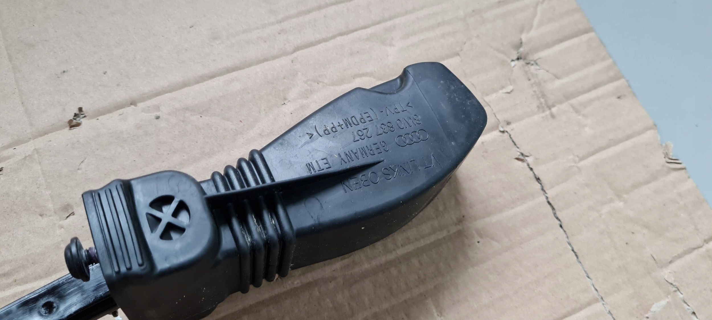 S4 B9 8W A4 limiter door left right front 8W0837249