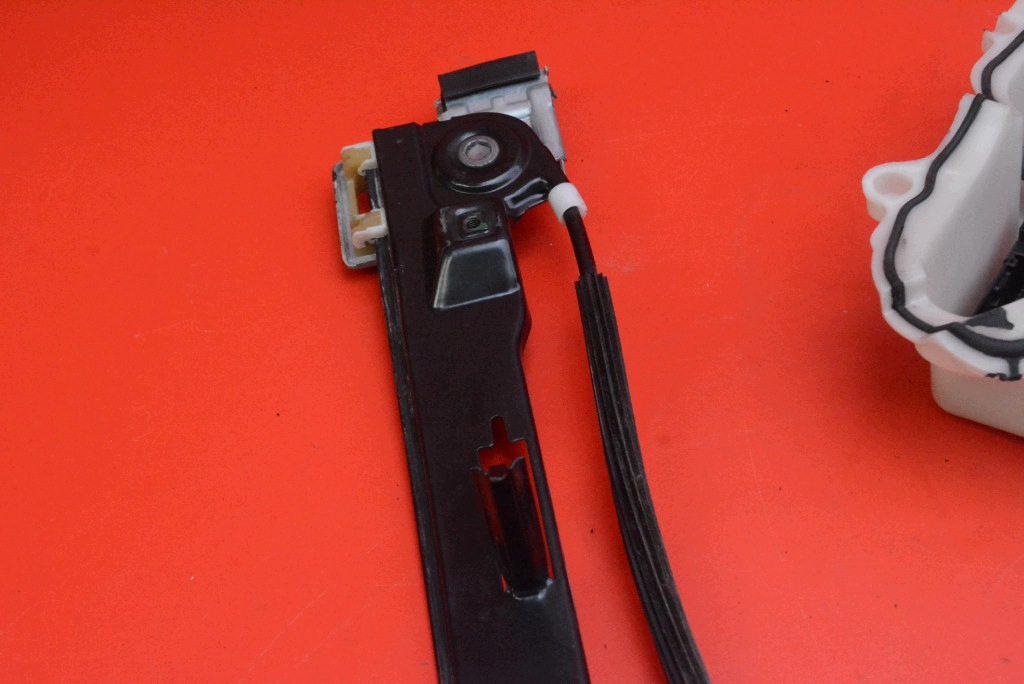 window regulator left front EU 3C8959701 SEAT ALTEA XL LIFT 09-13