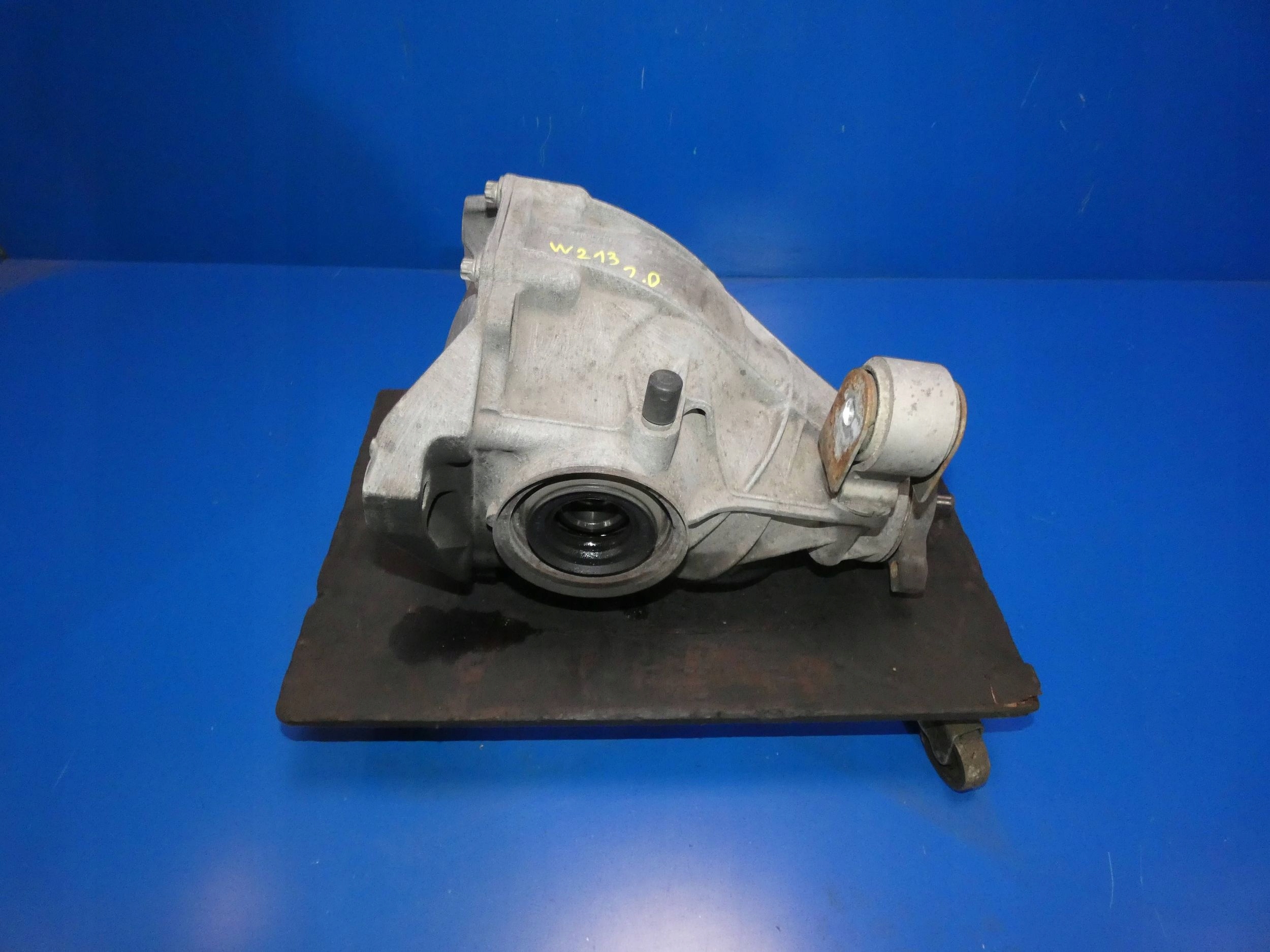 MERCEDES E KLASA W213 C W205 differential rear part REDUKTOR diff