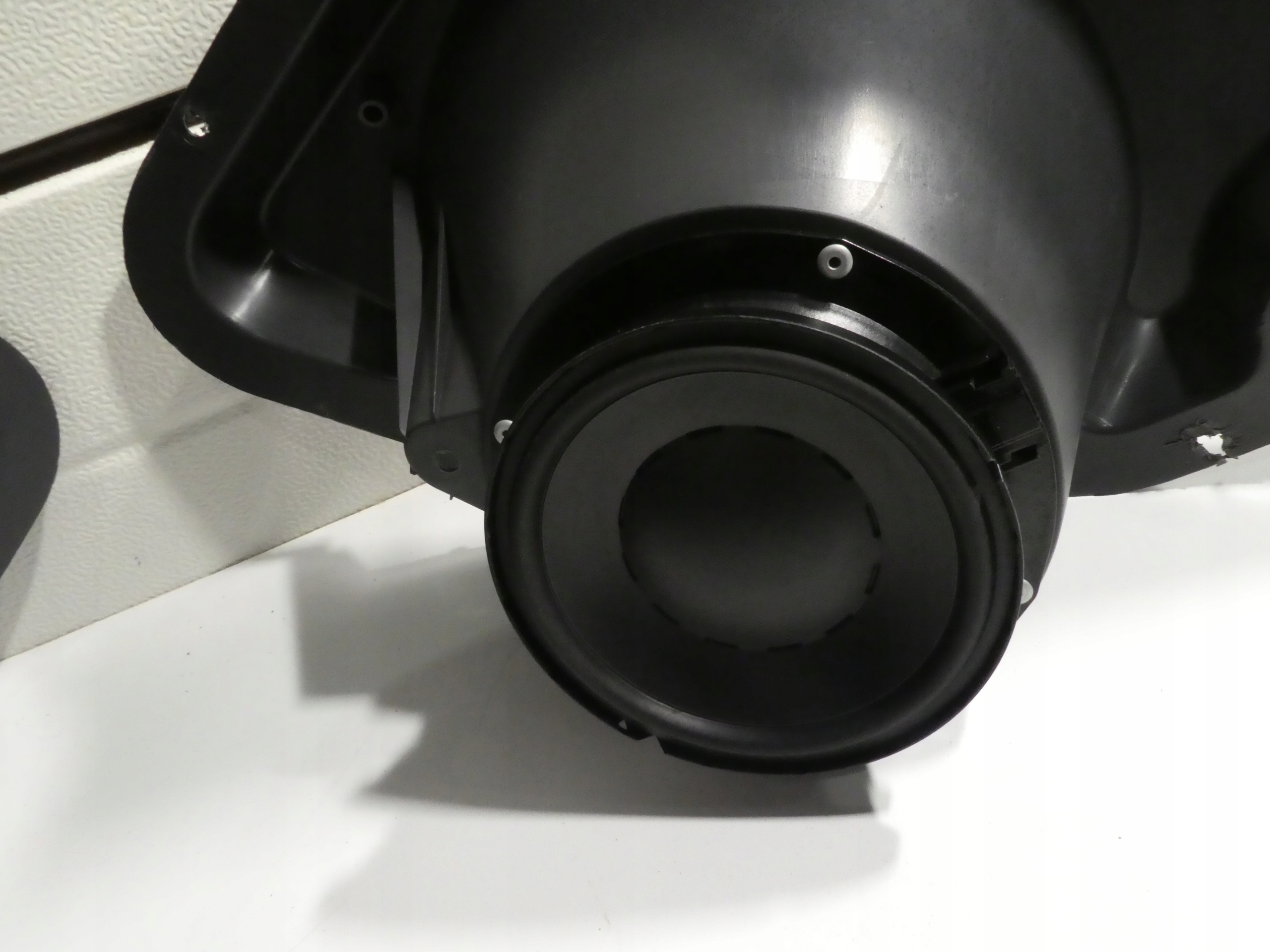 VW SCIROCCO speaker rear part 1K8035241B 1K8035242B