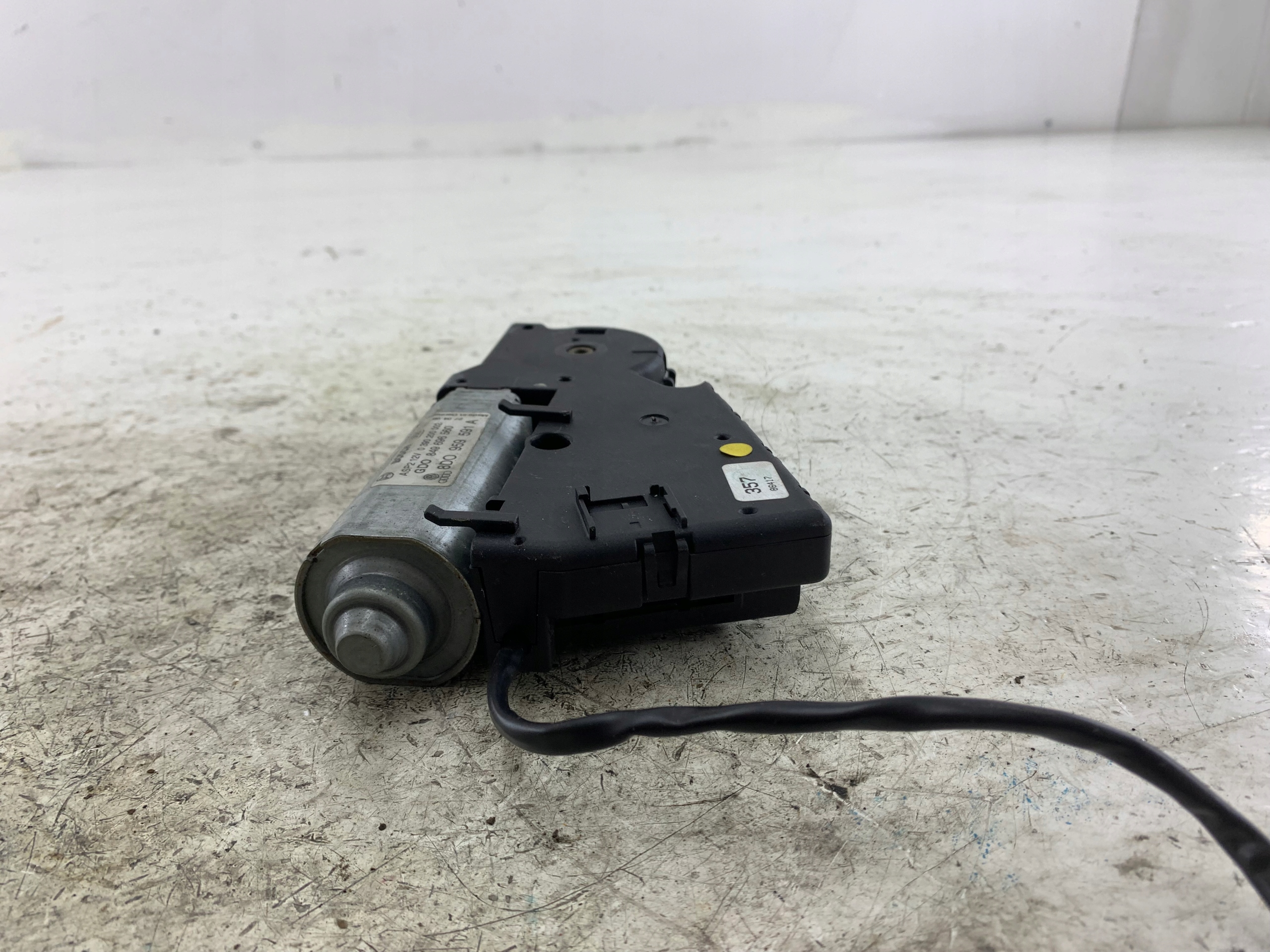 AUDI A4 B5 LIFT Motor Schiebedach 8D0959591A