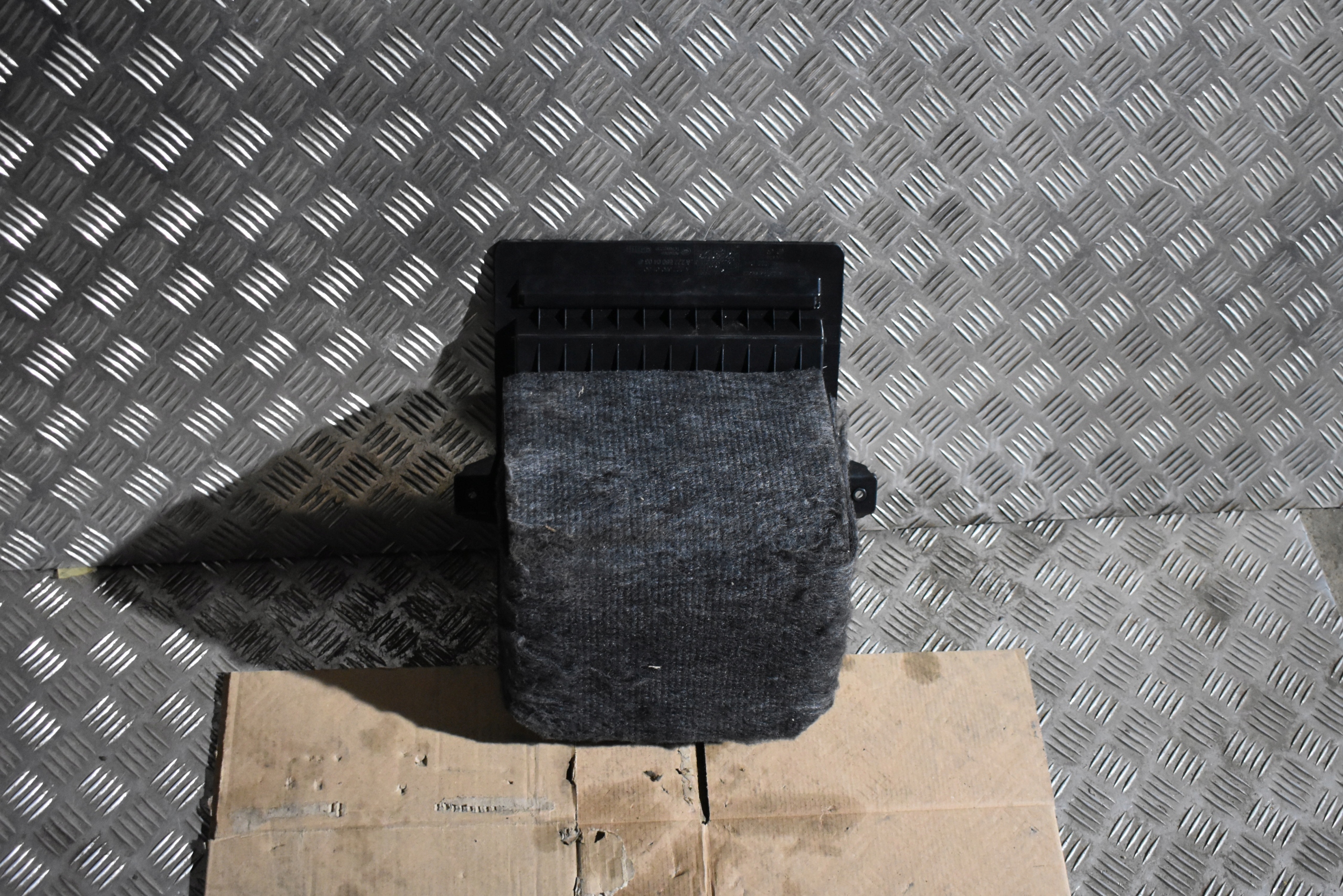 IDEALNY passenger compartment boot MERCEDES W217 1