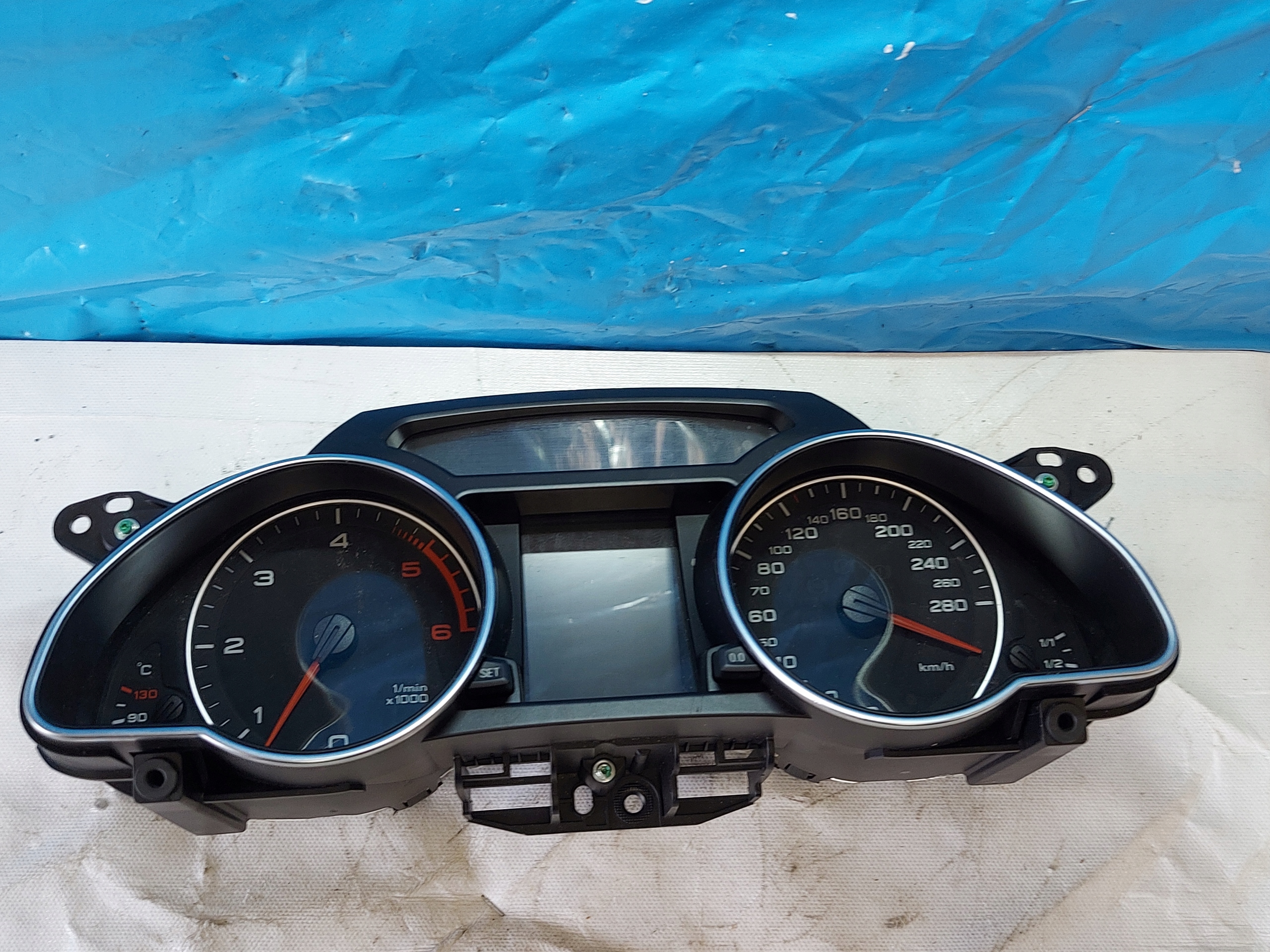 dials clock AUDI A5 8T TDI 8T0920931M