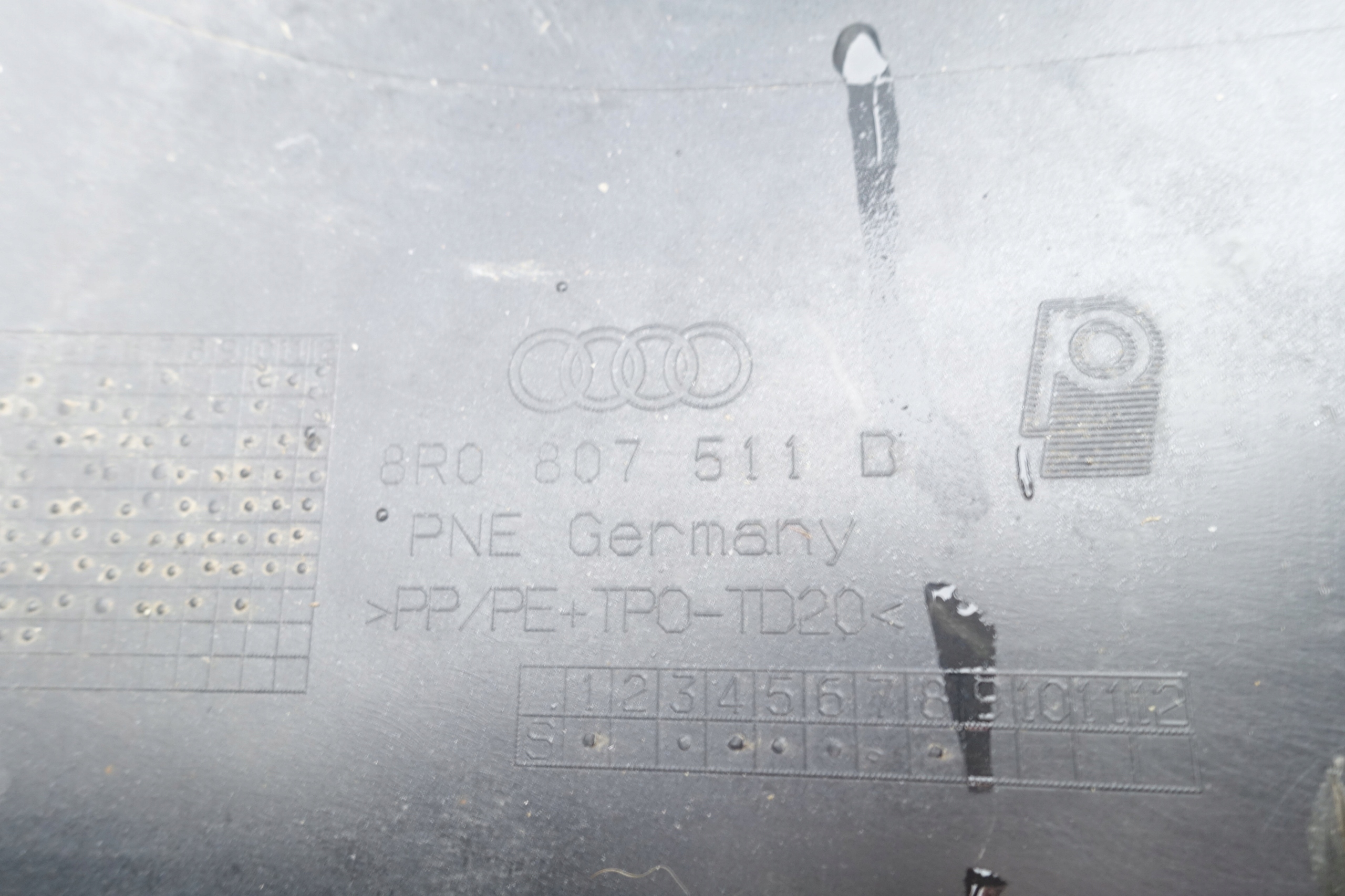 bumper rear part rear AUDI Q5 8R0 S-LINE 8R0807511D