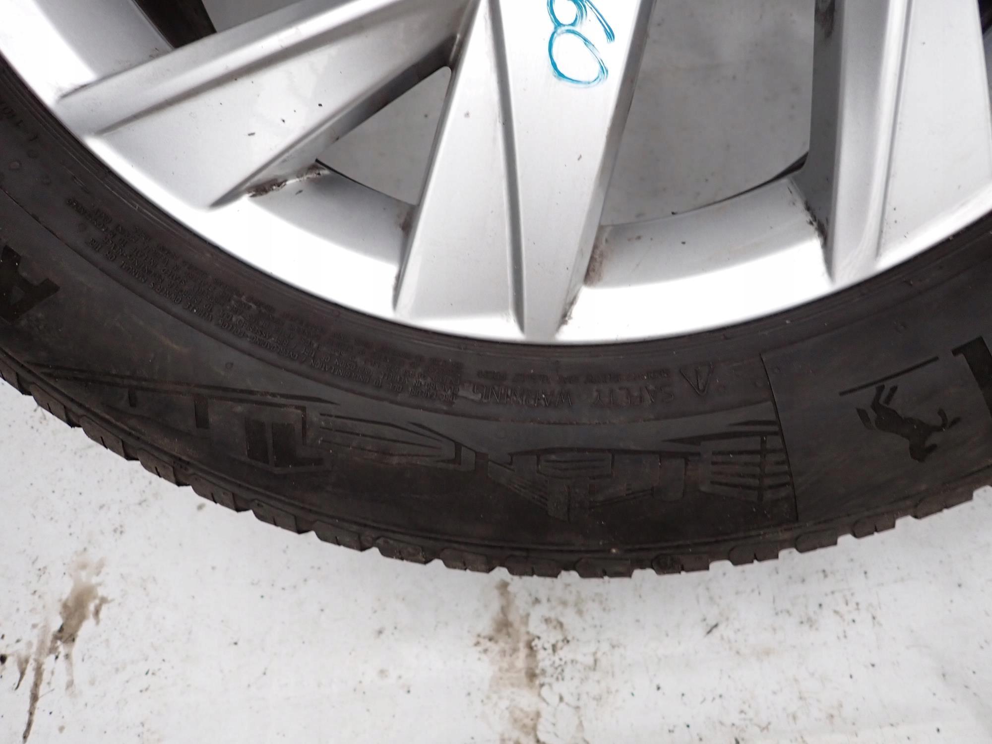 CONTINENTAL ALLSEASONCONTACT 235/55 R18 gomma