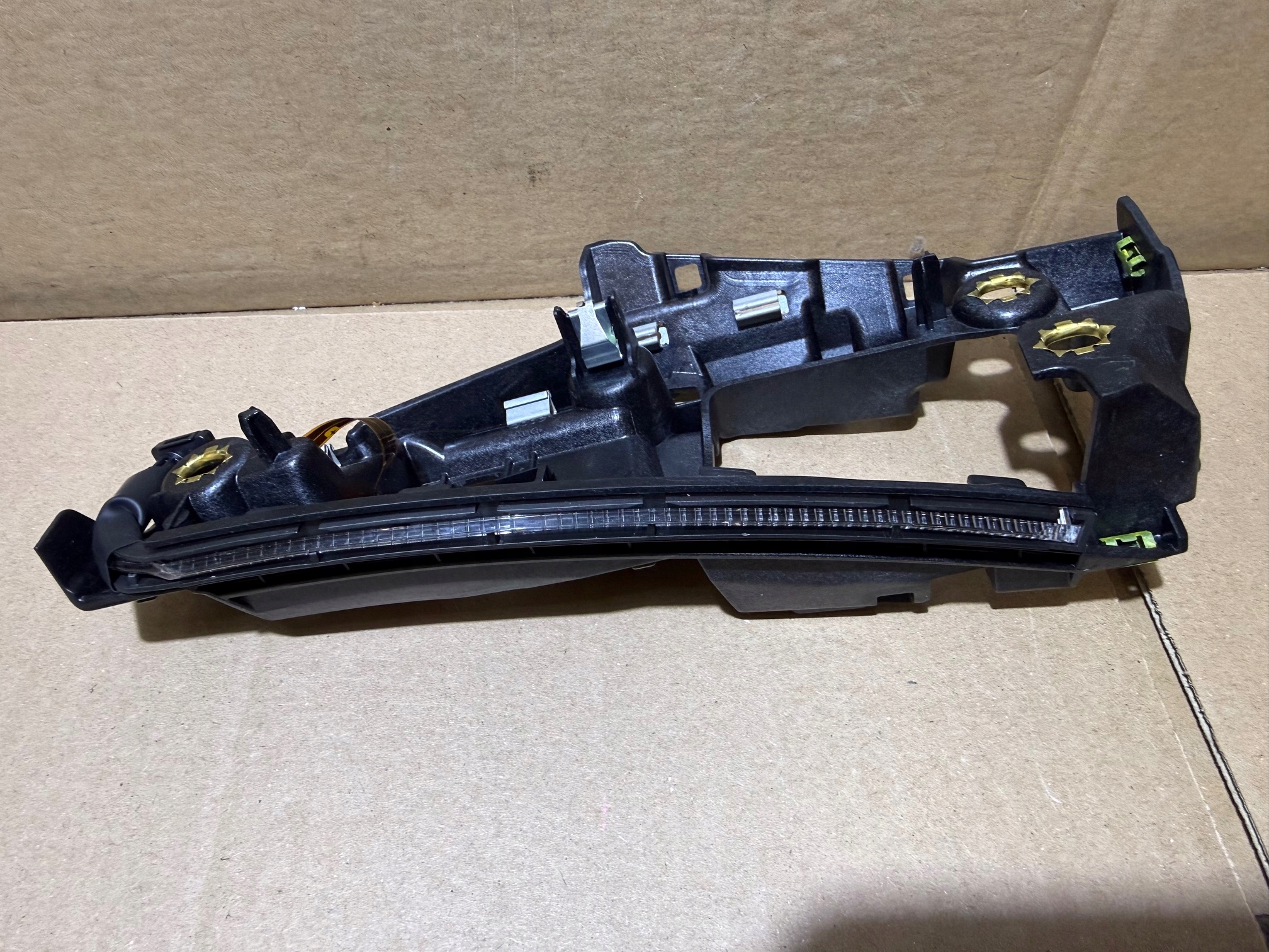 AUDI A6 C8 staffa WLACZNIKA luci LED 4K1857735 4K0947356A