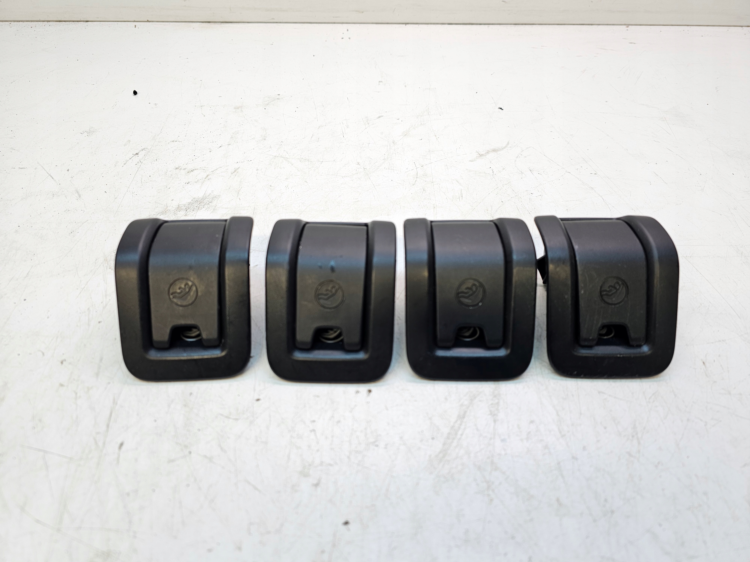 Halter ISOFIX AUDI A3 8V 8V0887233A KOMPLET
