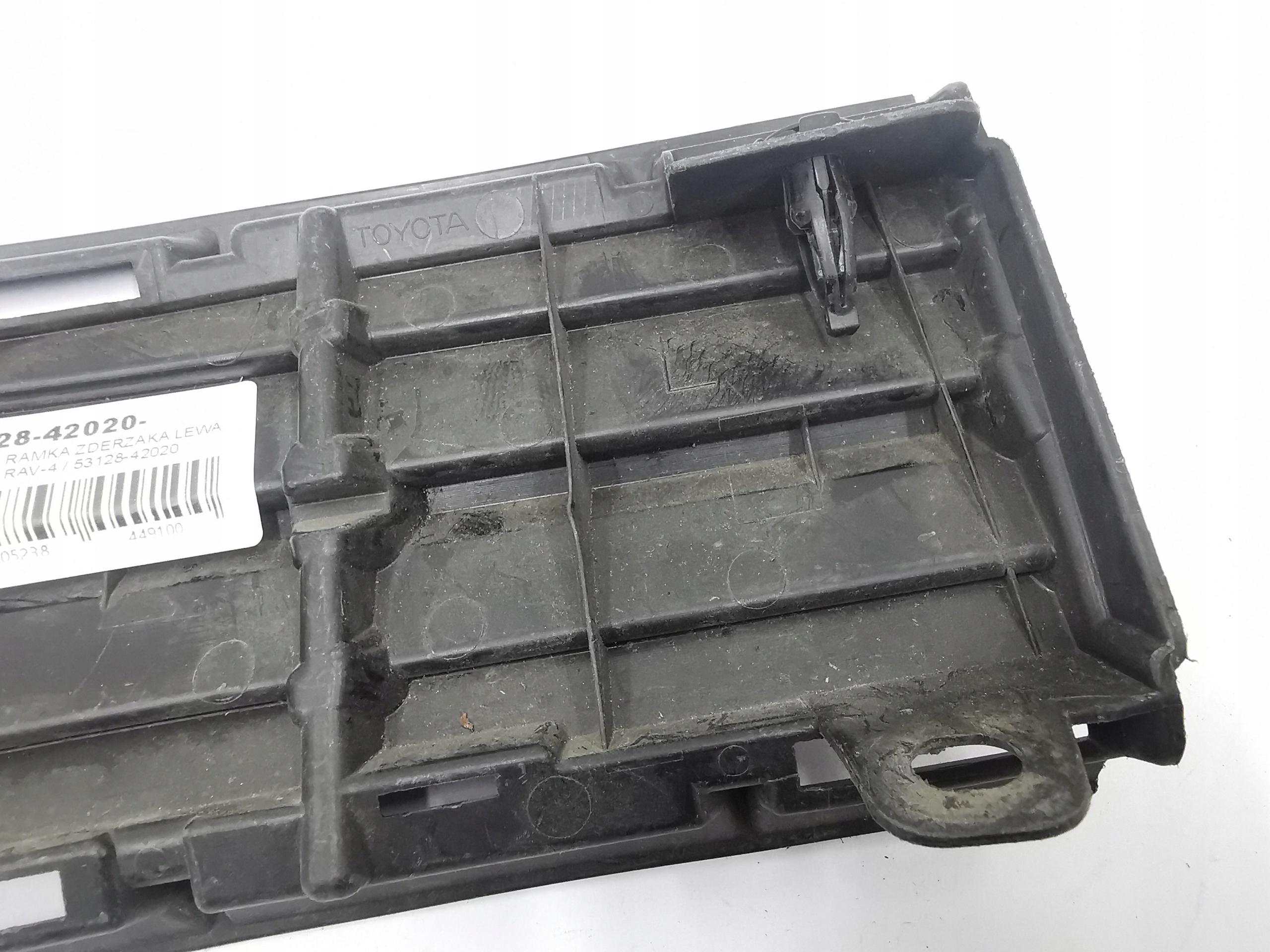 grid frame of a bumper left TOYOTA RAV-4 / 53128-42020