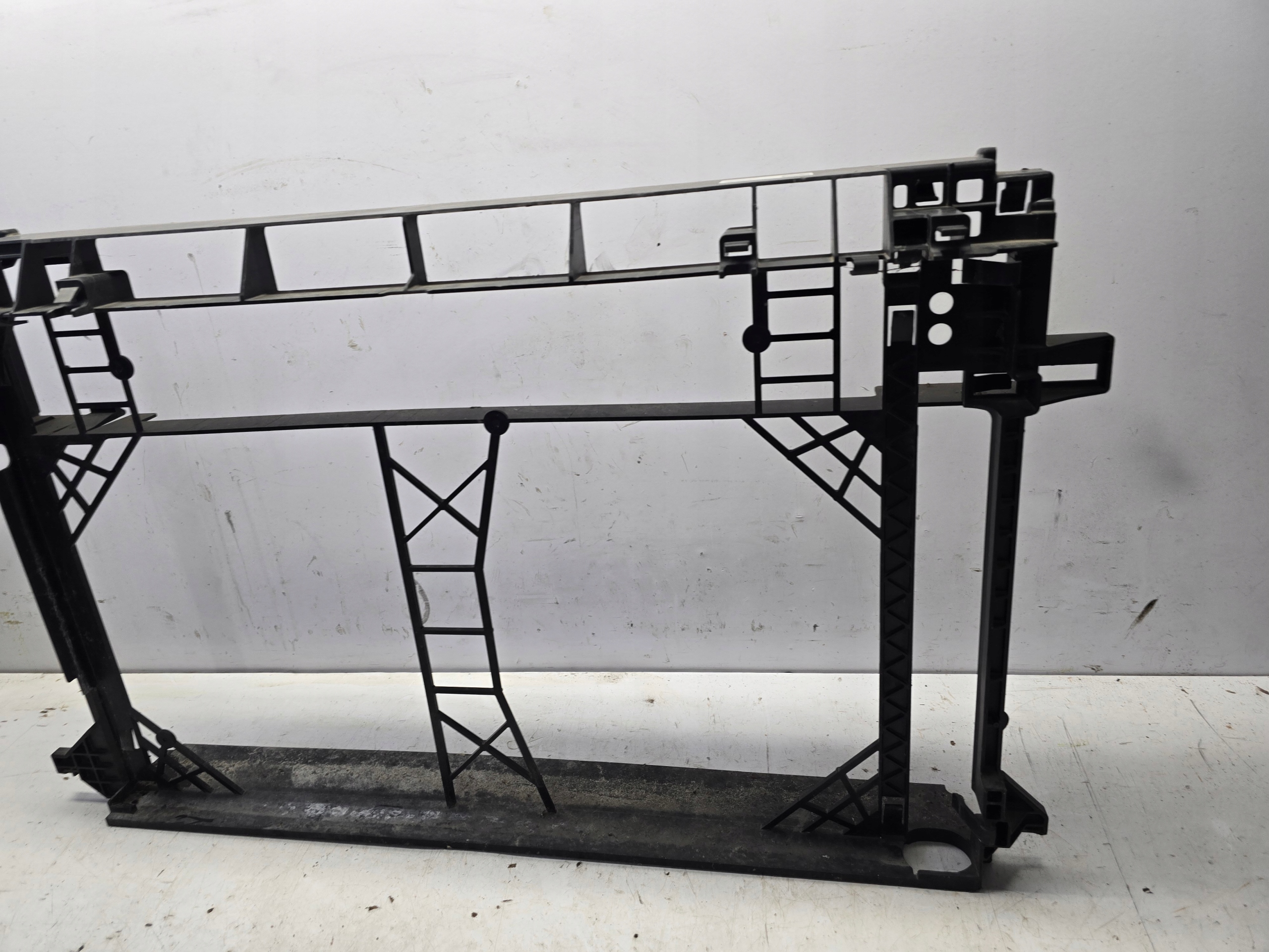 OPEL INSIGNIA B Châssis Boîte Support Radiateur YR00263580