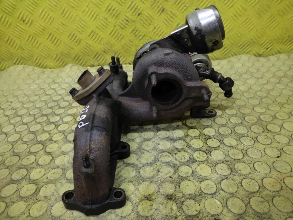VW POLO IV 1.9 TDI turbo 038253016