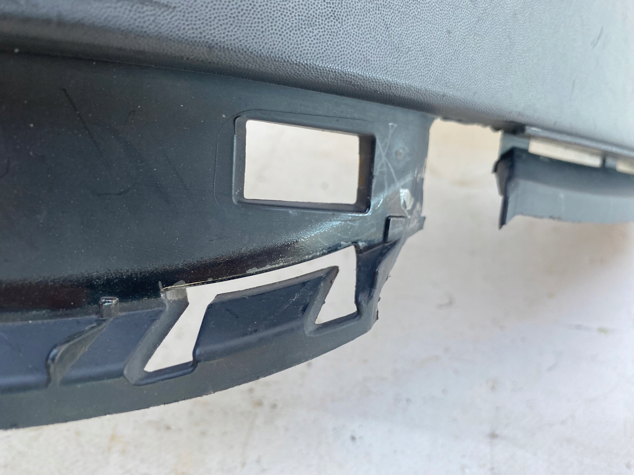 RENAULT MEGANE III 3 HB 5D 08-15 diffuser accessories bumper rear part 850B20001R